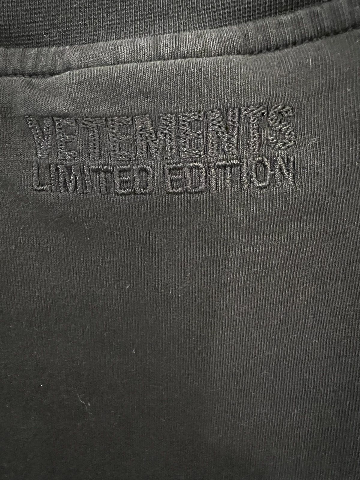 Vetements Vetements Limited Edition T Shirt Size US XL / EU 56 / 4 - 6 Thumbnail