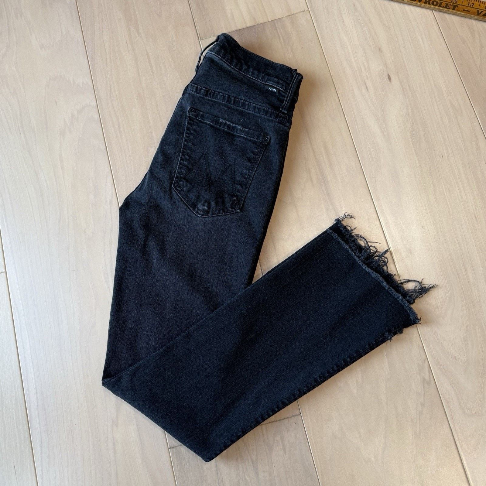 MOTHER Mother Insider Crop Step Fray Jeans Women's 24 Black Boho Size 24" / US 00 / IT 34 - 11 Thumbnail