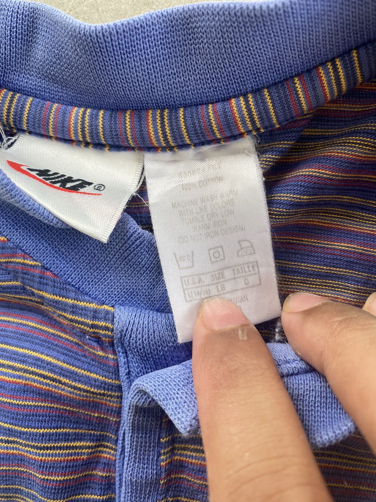 Nike VINTAGE 90S NIKE ACG BUTTON STRIPES TEE Size US L / EU 52-54 / 3 - 5 Thumbnail