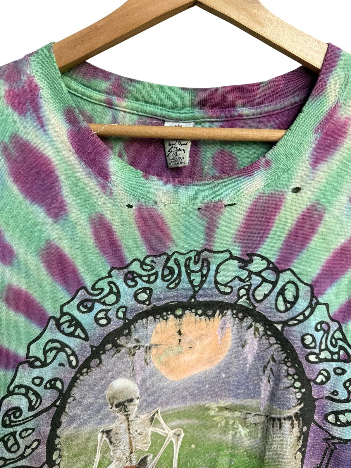 Band Tees Vintage Trashed GRATEFUL DEAD thirty years Tye Dye Tee Size US XL / EU 56 / 4 - 4 Thumbnail