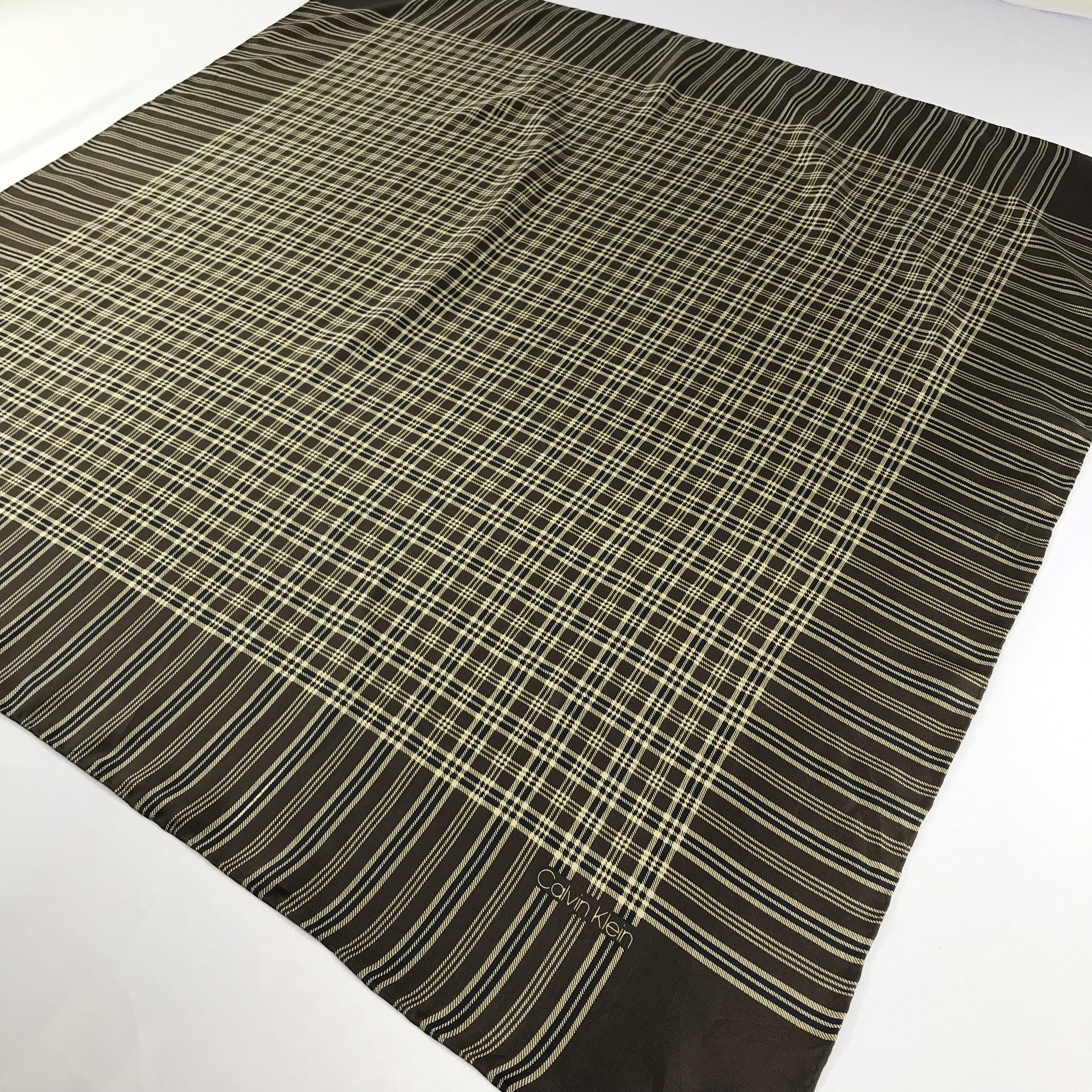 Calvin Klein Vintage Calvin Klein Silk Scarf M190 Size ONE SIZE - 4 Thumbnail