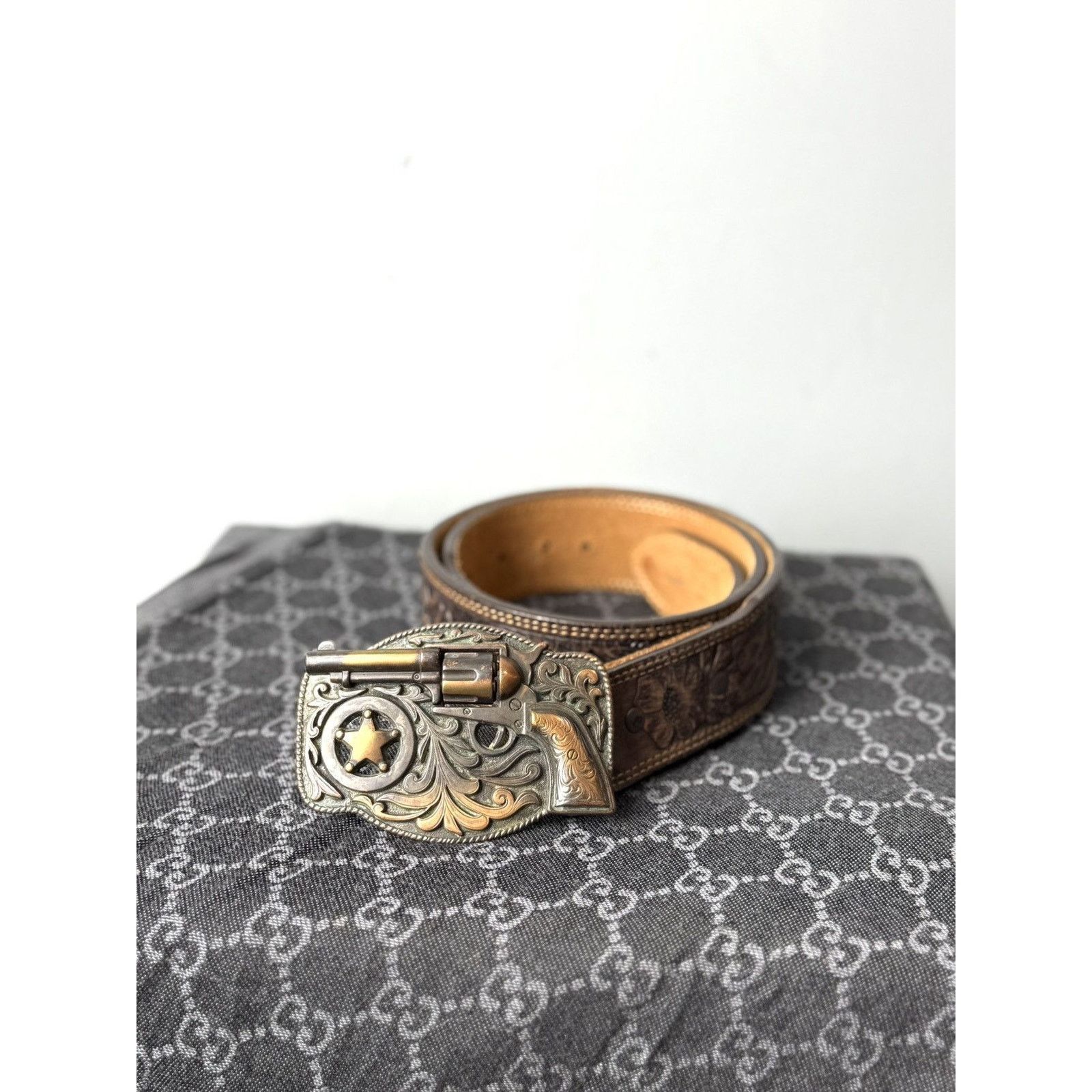 Cowboy Equipment Rare! Vintage Revolver Leather Cowboy Belt Western American Size ONE SIZE - 1 Thumbnail