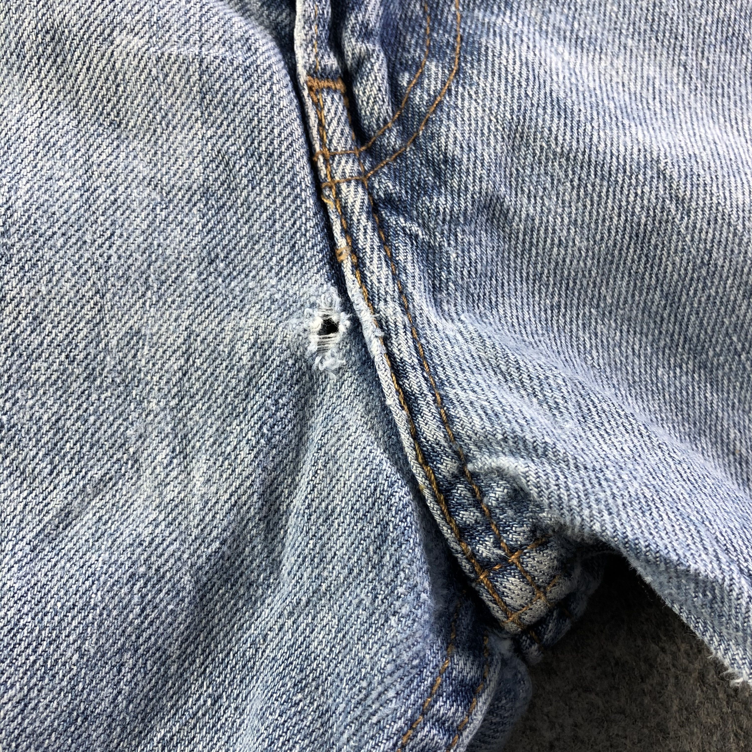 Levi's Vintage Blue Wash Levis 569 Jeans-J4273 Size US 37 - 8 Thumbnail
