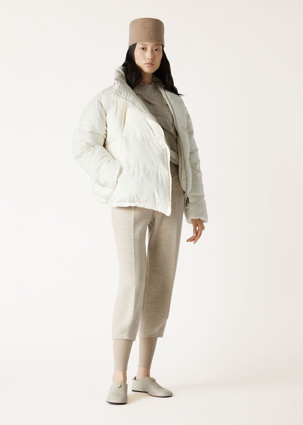Loro Piana o1srvl11e0126 FAO3376 Sebastian Puffer Jacket in White Size L / US 10 / IT 46 - 2 Thumbnail