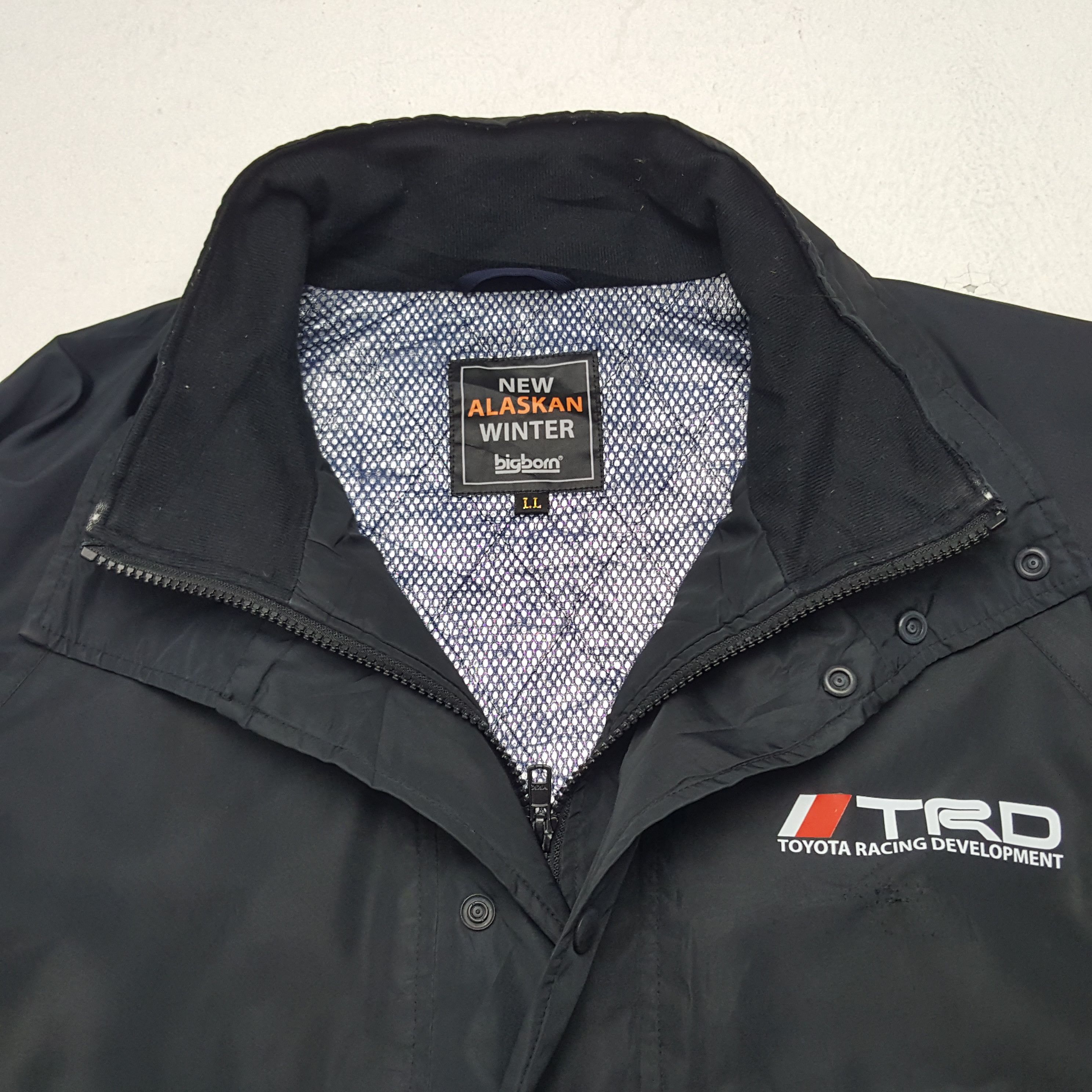 Japanese Brand × Vintage Vintage Toyota Racing Custom Art Windbreaker Jacket Size US L / EU 52-54 / 3 - 4 Thumbnail