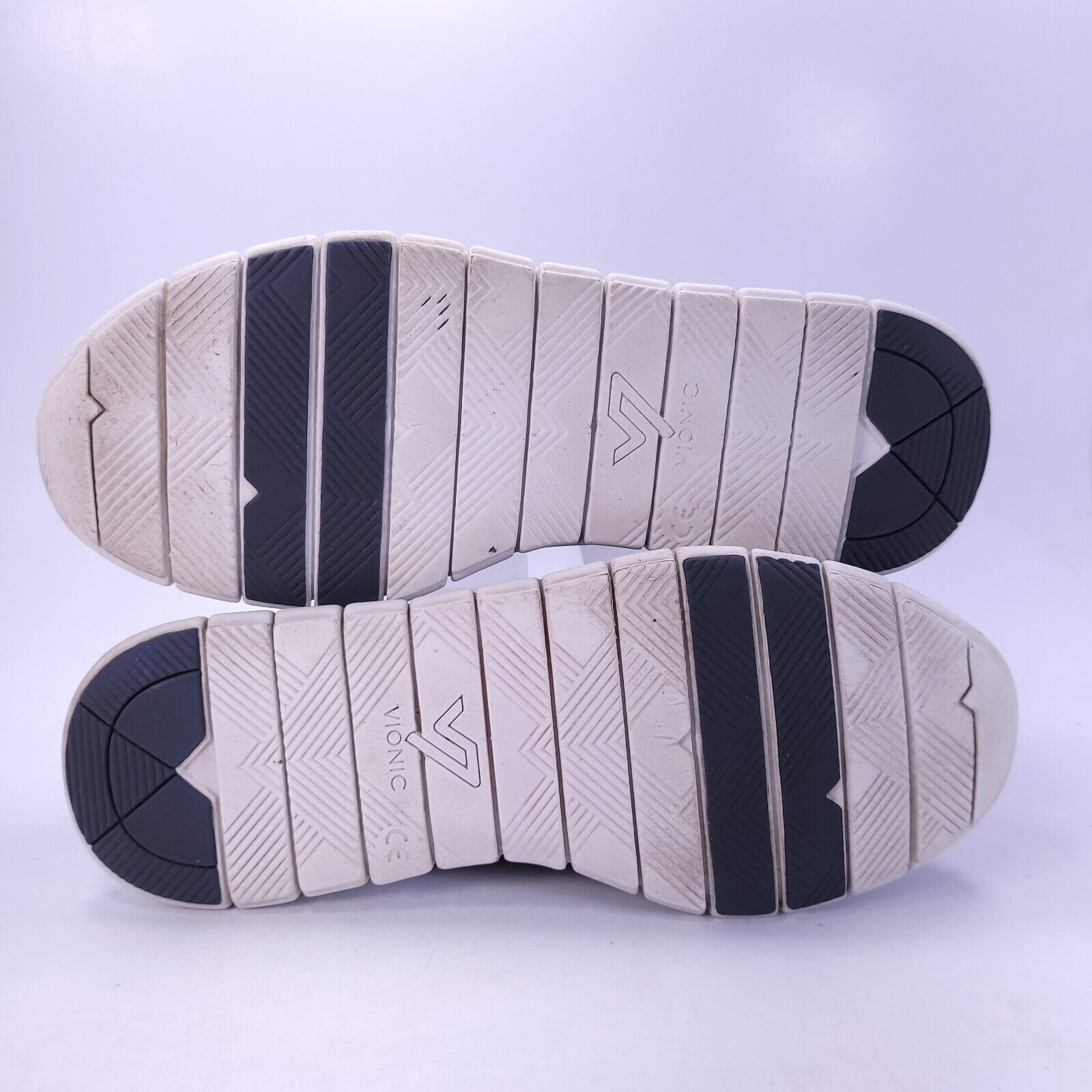 Vionic Vionic 355 Taylor Sneaker Shoe Womens Size 7.5 TVW5174 Gray Size US 7.5 / IT 37.5 - 7 Thumbnail