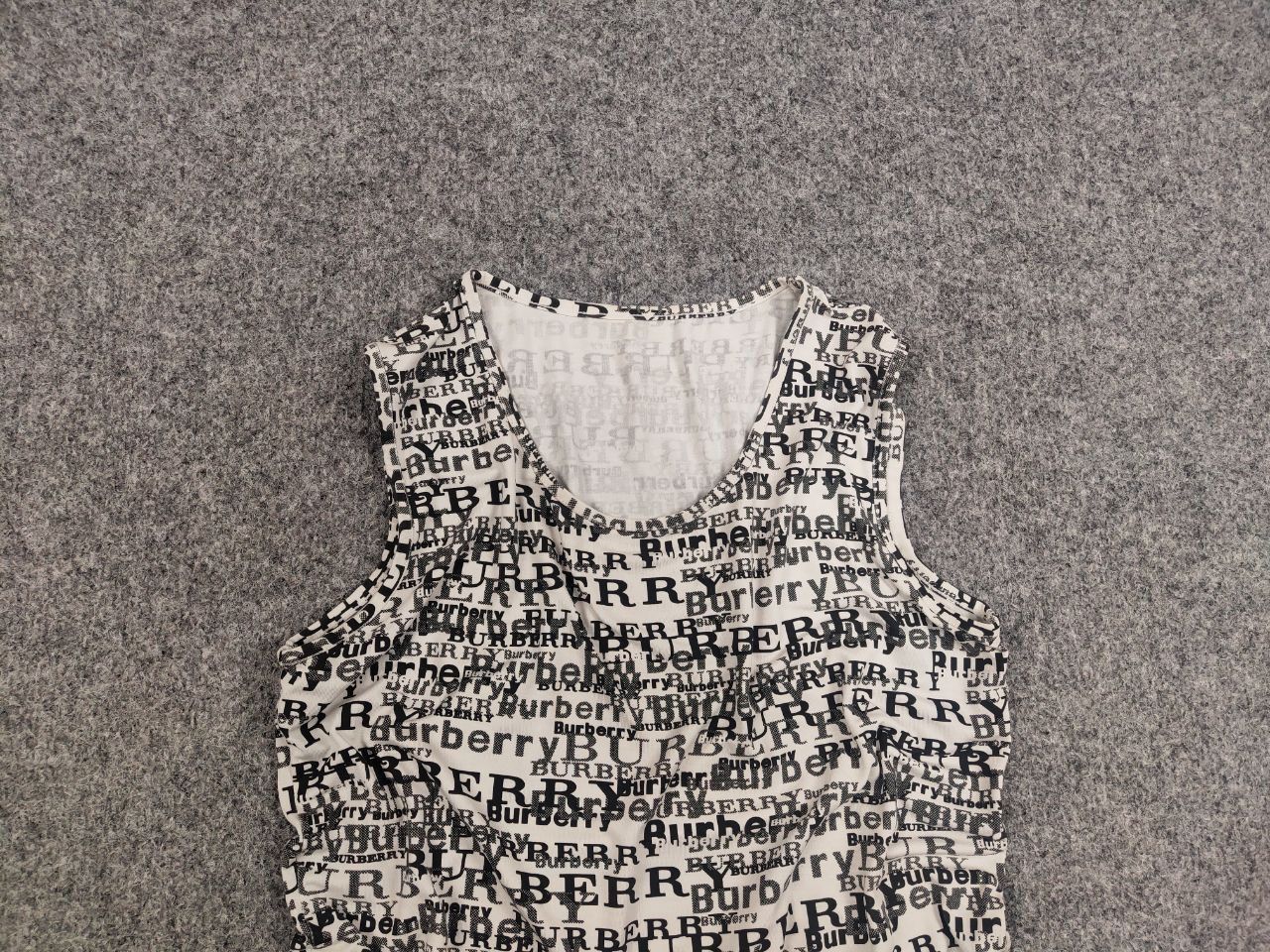 Burberry Burberry Vintage Authentic monogram Women's T-shirt tank top Size M / US 6-8 / IT 42-44 - 7 Thumbnail