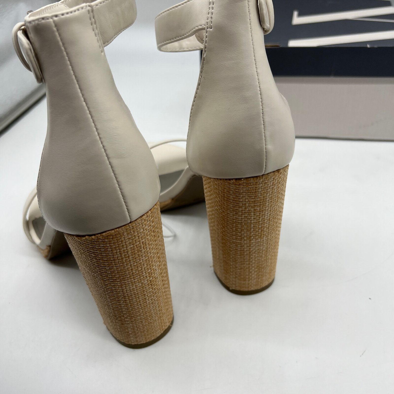 Other Worthington Womens Lynch Heeled Sandals Ivory Size US 11 / IT 41 - 10 Thumbnail
