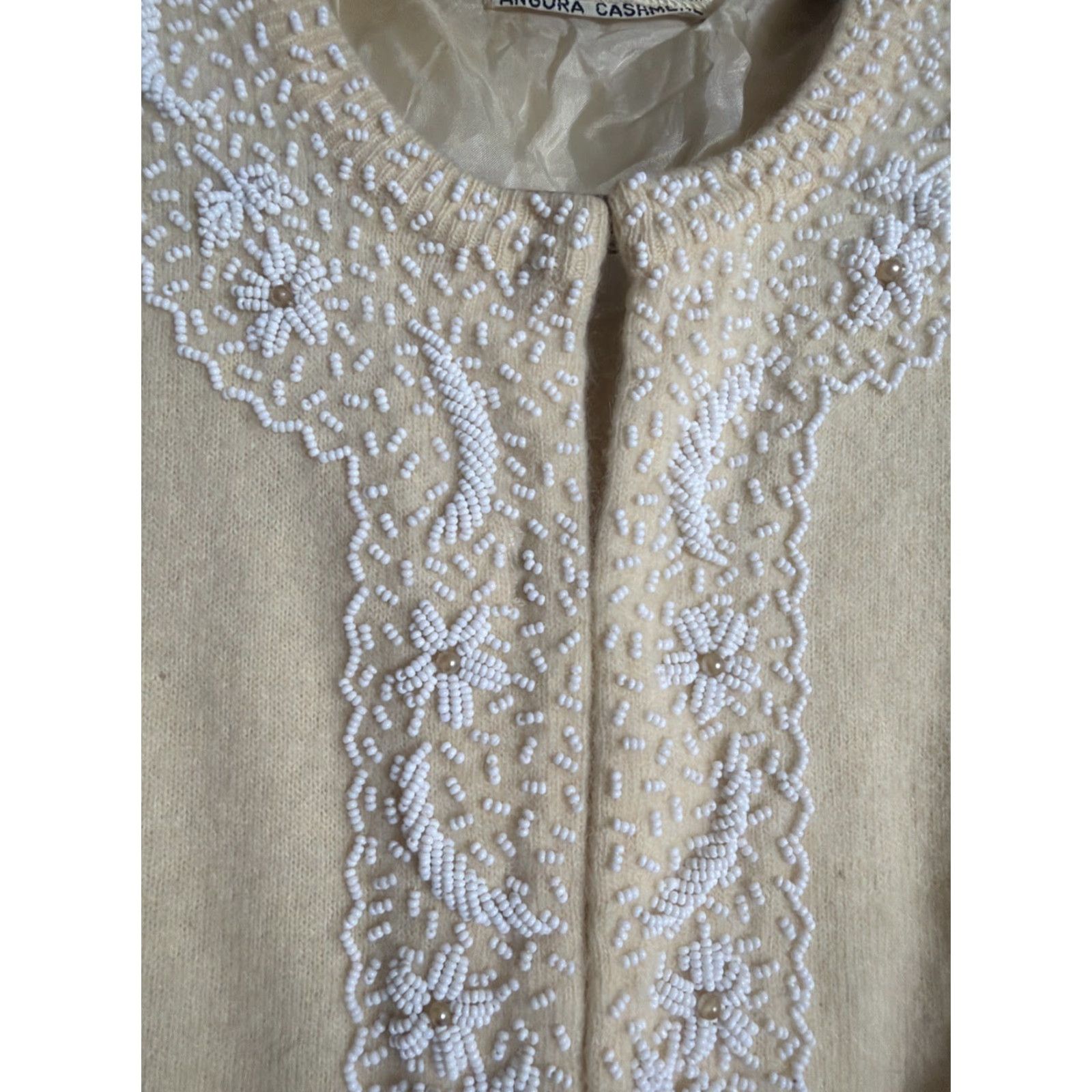 Vintage VINTAGE Sophia Cardigan Womens Small Cashmere Angora Ivory Cream Sweater 20” 20” 20” Weekend Gift Centre Handmade Size S / US 4 / IT 40 - 5 Thumbnail
