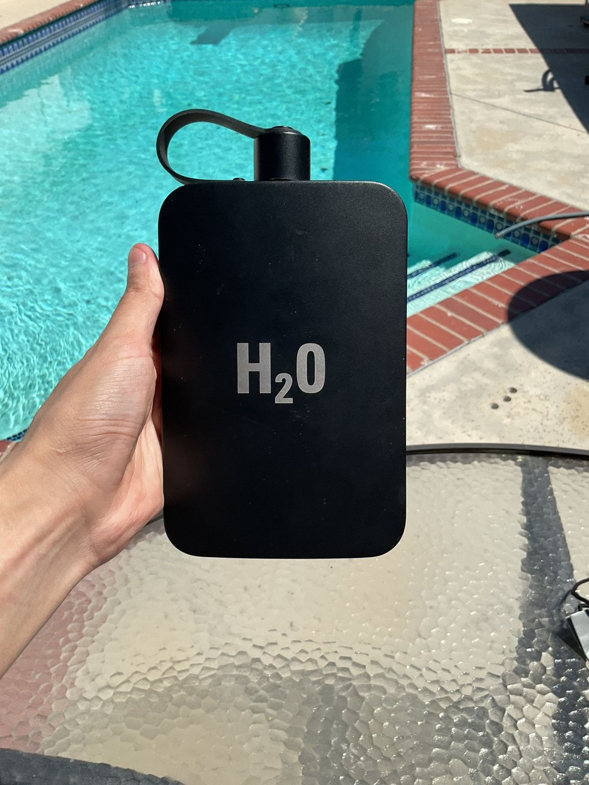 Balenciaga Balenciaga flask Size ONE SIZE - 1 Thumbnail