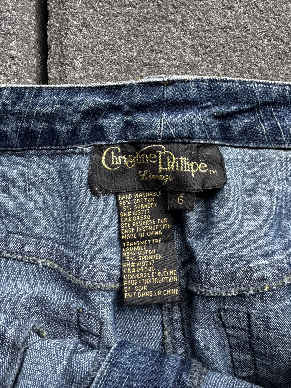 Juicy Couture CRAZY Y2K LOW RISE ACCENT JEANS Size 28" / US 6 / IT 42 - 5 Thumbnail
