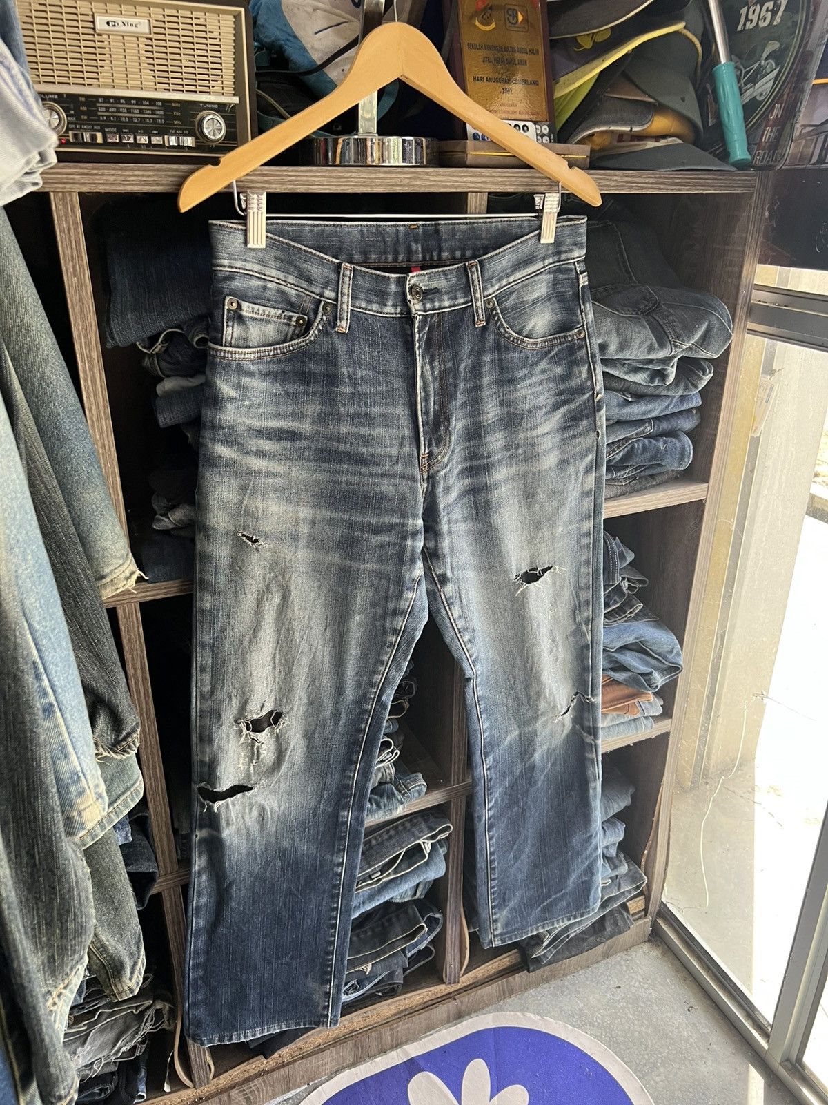 Japanese Brand 🔥Uniqlo UJ Flare Distressed Denim Size US 32 / EU 48 - 6 Thumbnail