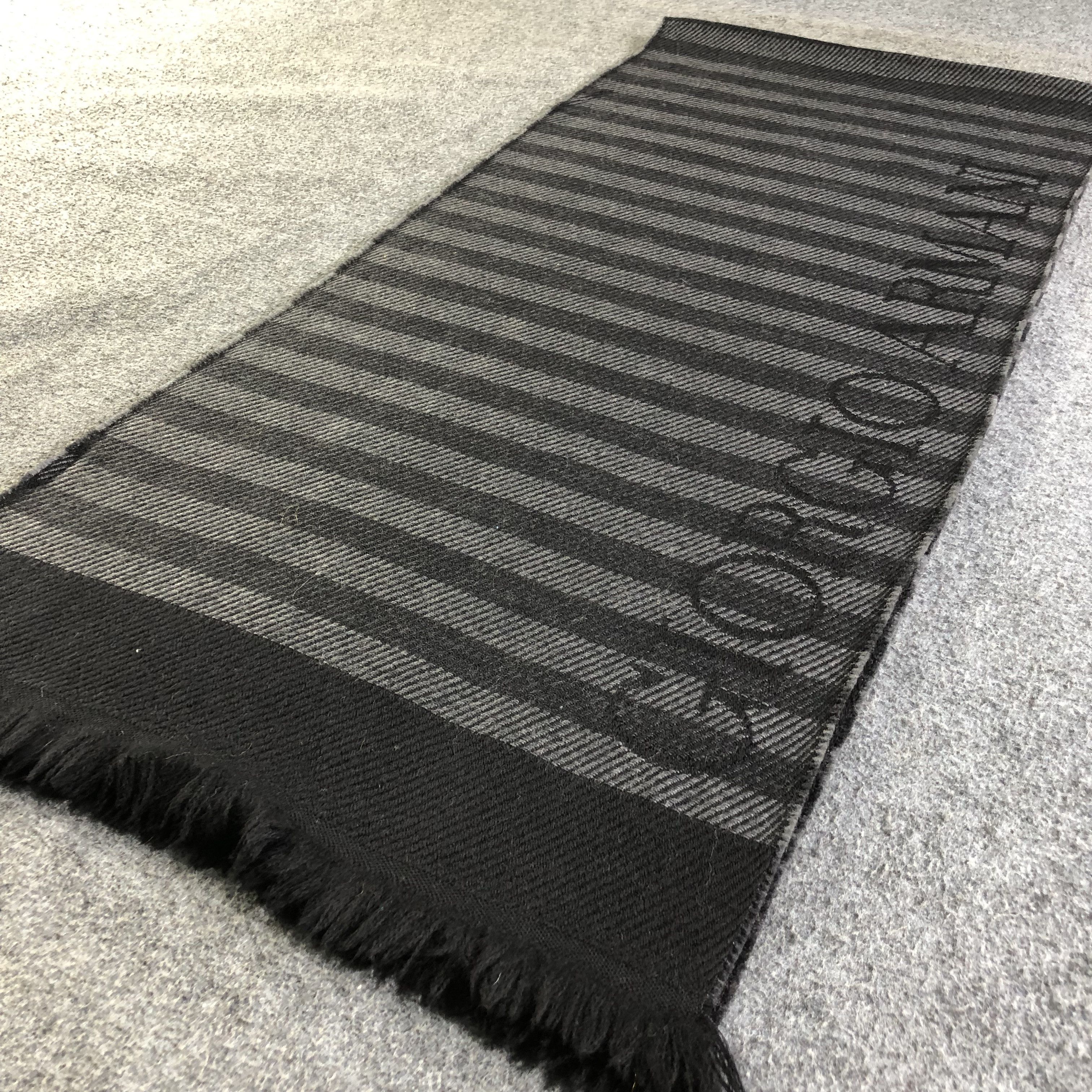Giorgio Armani Giorgio Armani Spell Out Wool Scarf Muffler V1954 Size ONE SIZE - 2 Thumbnail