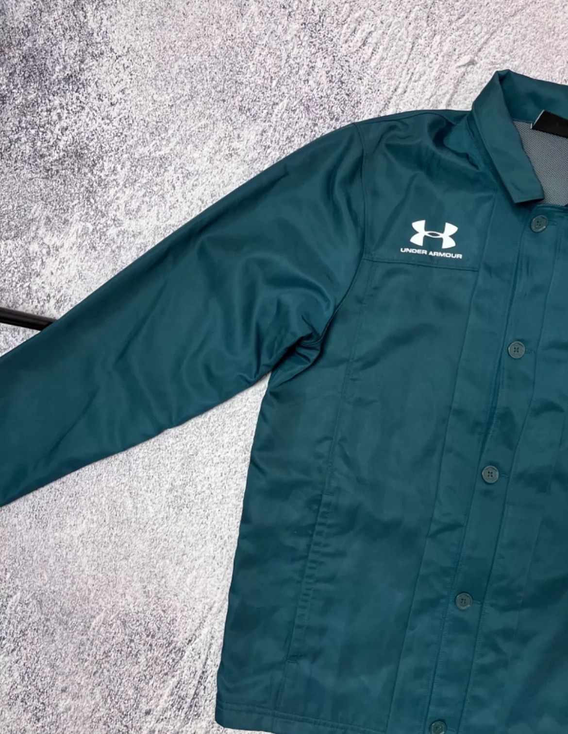 Under Armour MENS SOCCER JACKET SIZE S UNDER ARMOUR FC SOUTHAMPTON Jacket Size US S / EU 44-46 / 1 - 2 Thumbnail