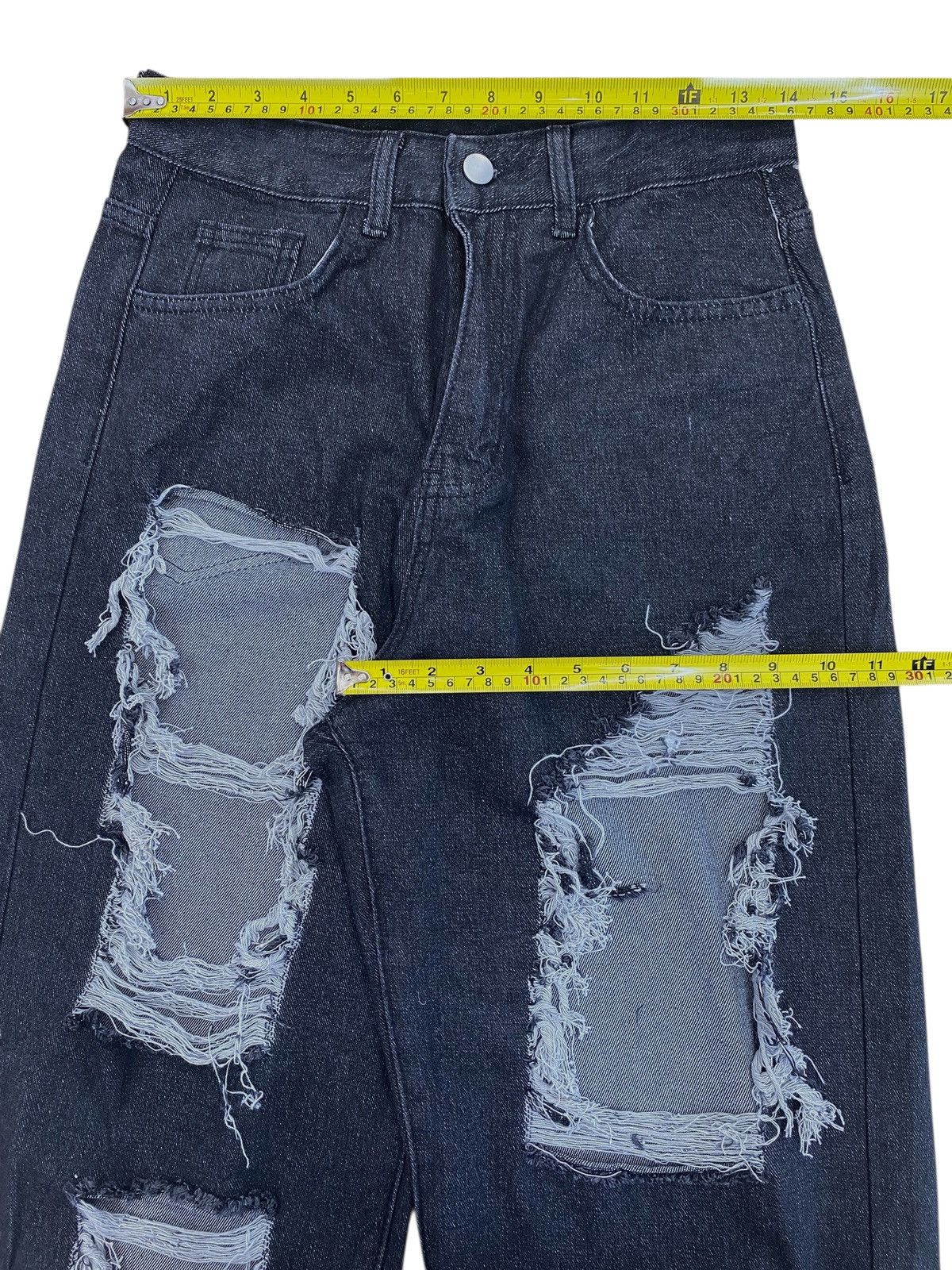 Japanese Brand Japanese Brand Black Wash Distressed Style Baggy Jeans Size US 28 / EU 44 - 9 Thumbnail