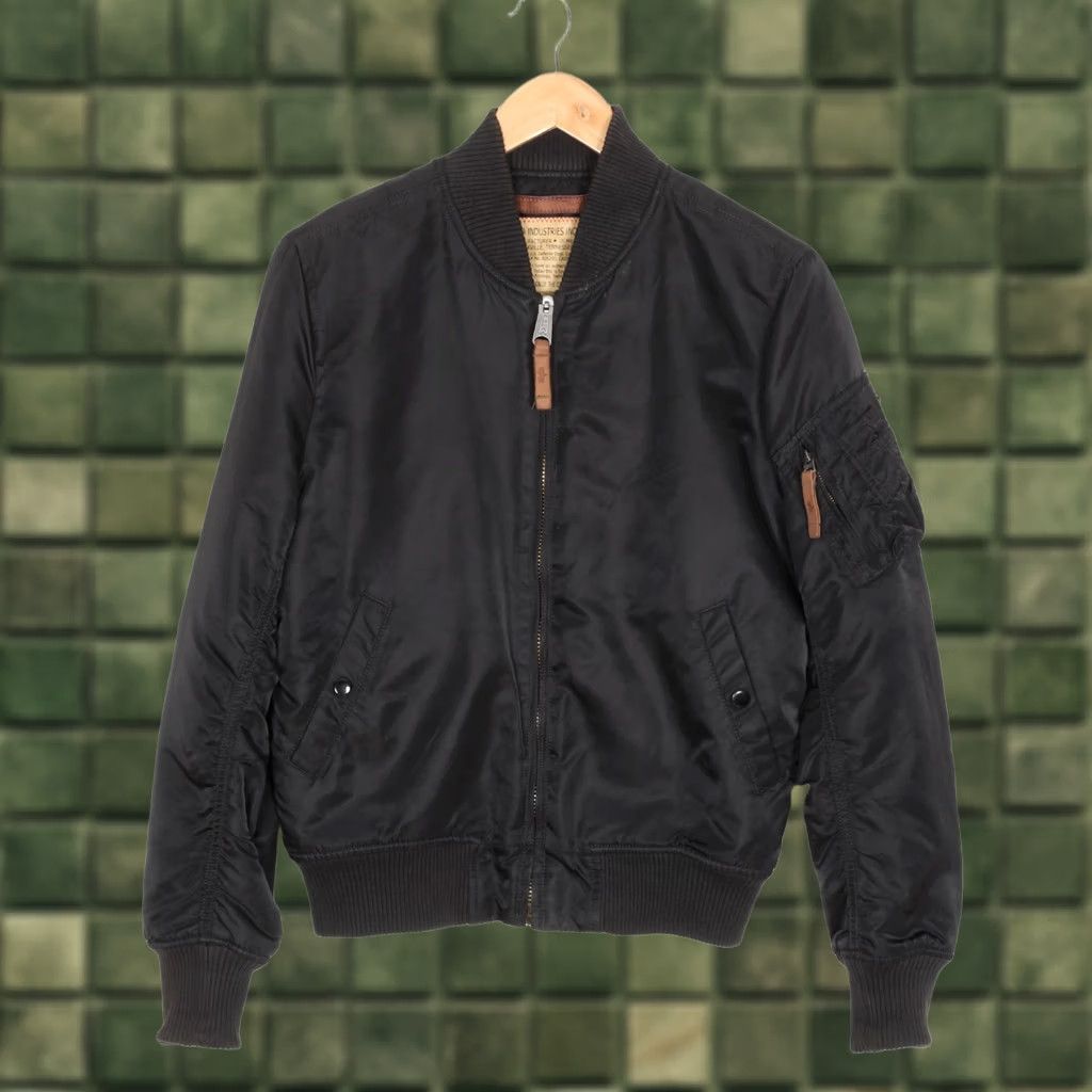 Alpha Industries Alpha Industries MA-1 TT Bomber Jacket Men Size S Zip Padded Black Size US S / EU 44-46 / 1 - 1 Thumbnail