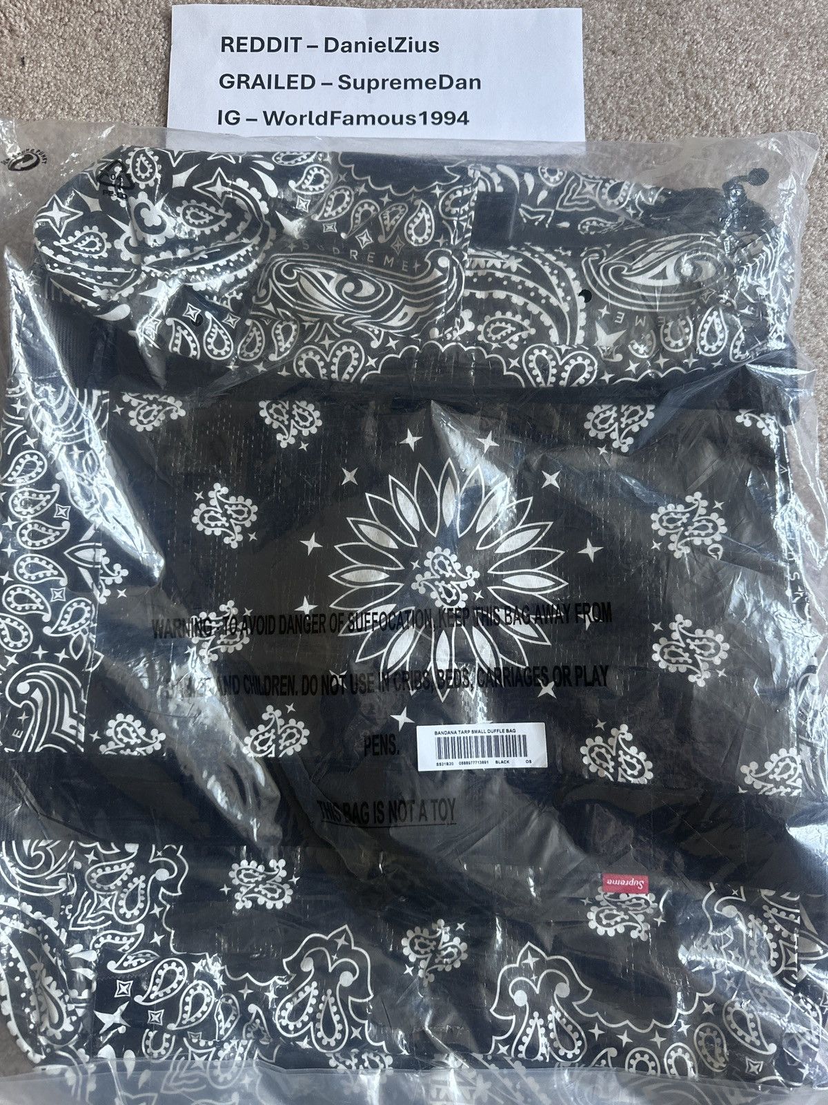 Supreme Supreme Bandana Tarp Small Duffle Bag 'Black' Size ONE SIZE - 3 Thumbnail