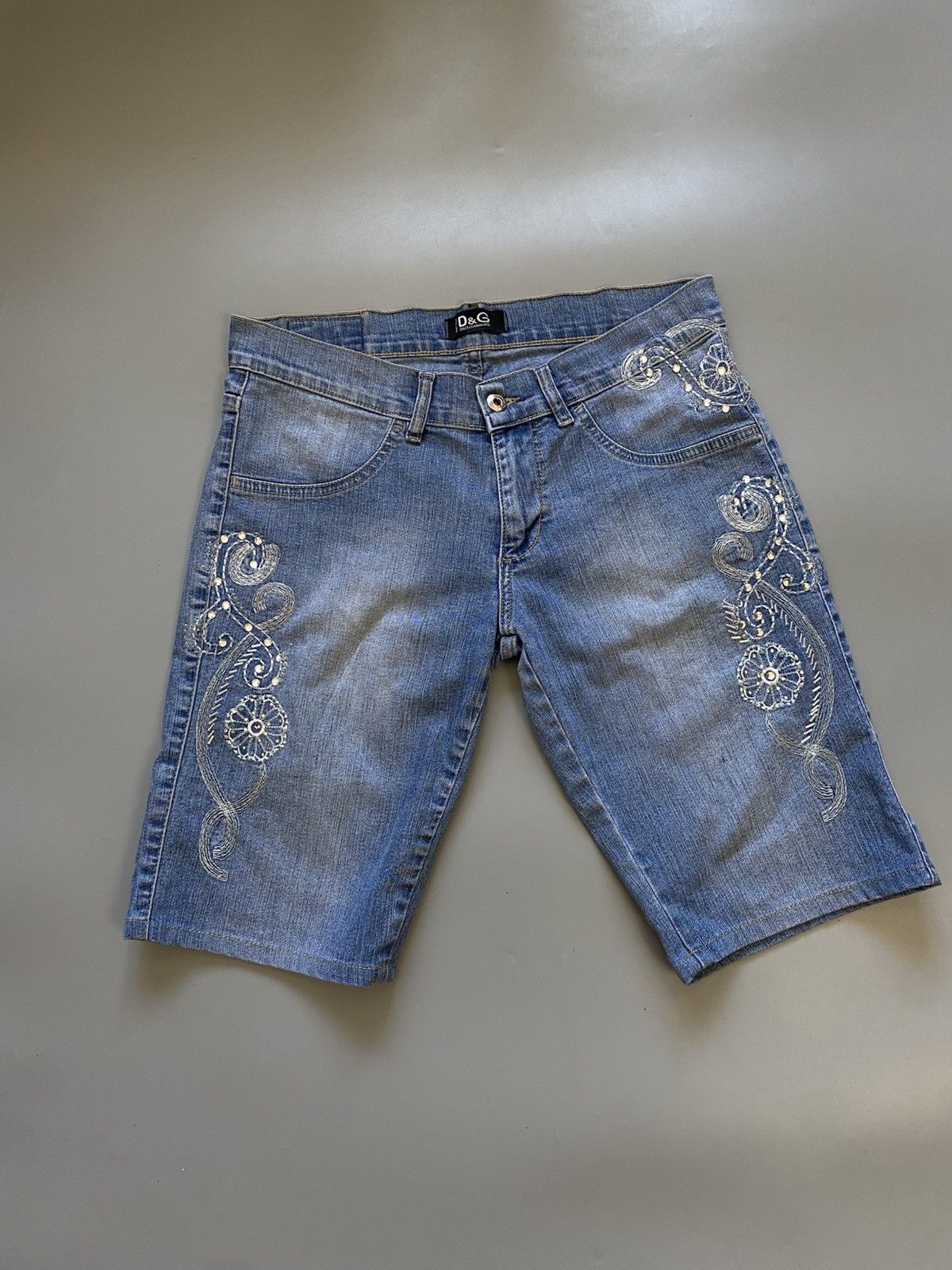 Dolce & Gabbana Dolce & Gabbana vintage y2k denim shorts Size 30" / US 8 / IT 44 - 1 Thumbnail