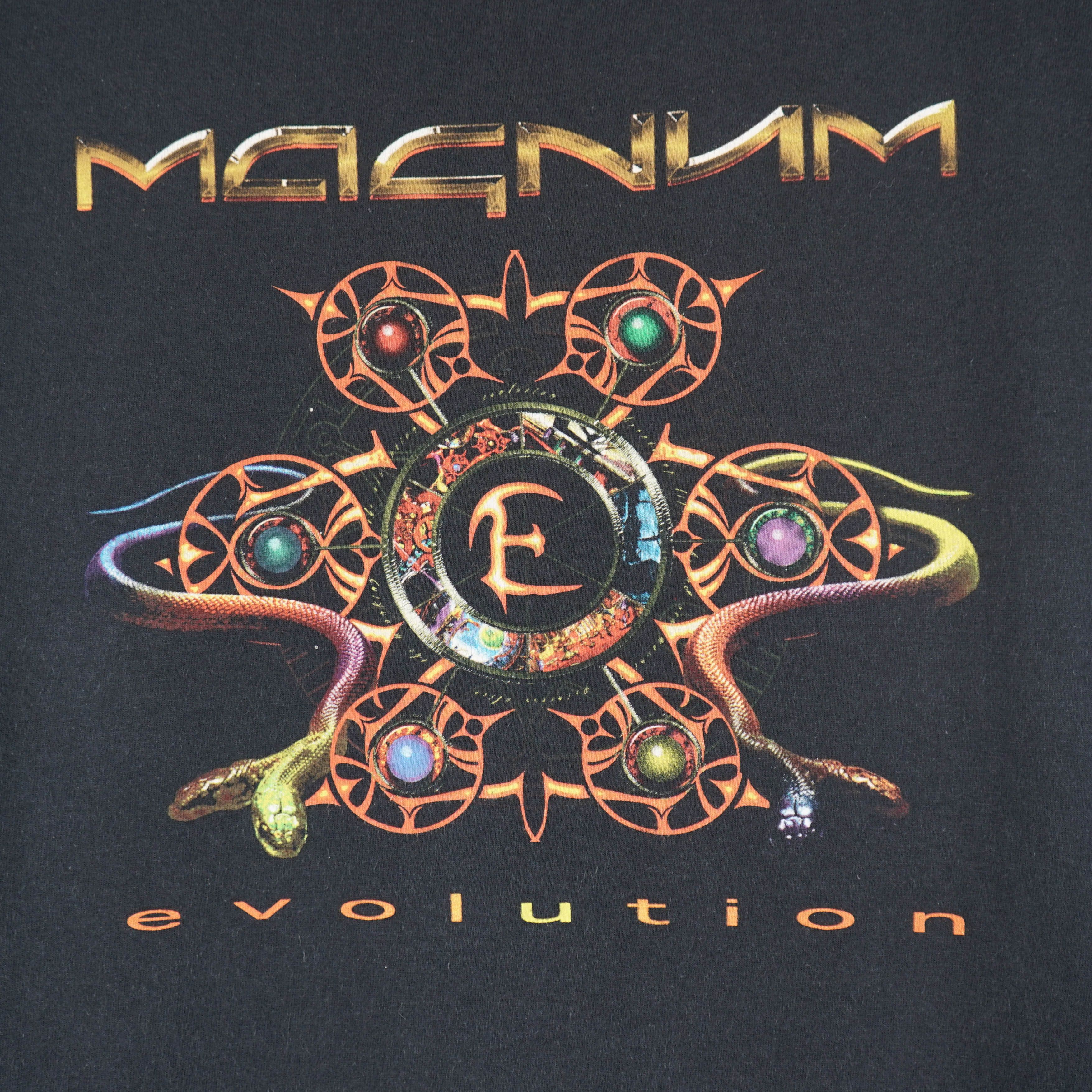 Band Tees × Vintage Vintage 2011 Magnum T-Shirt Evolution Size US L / EU 52-54 / 3 - 2 Thumbnail