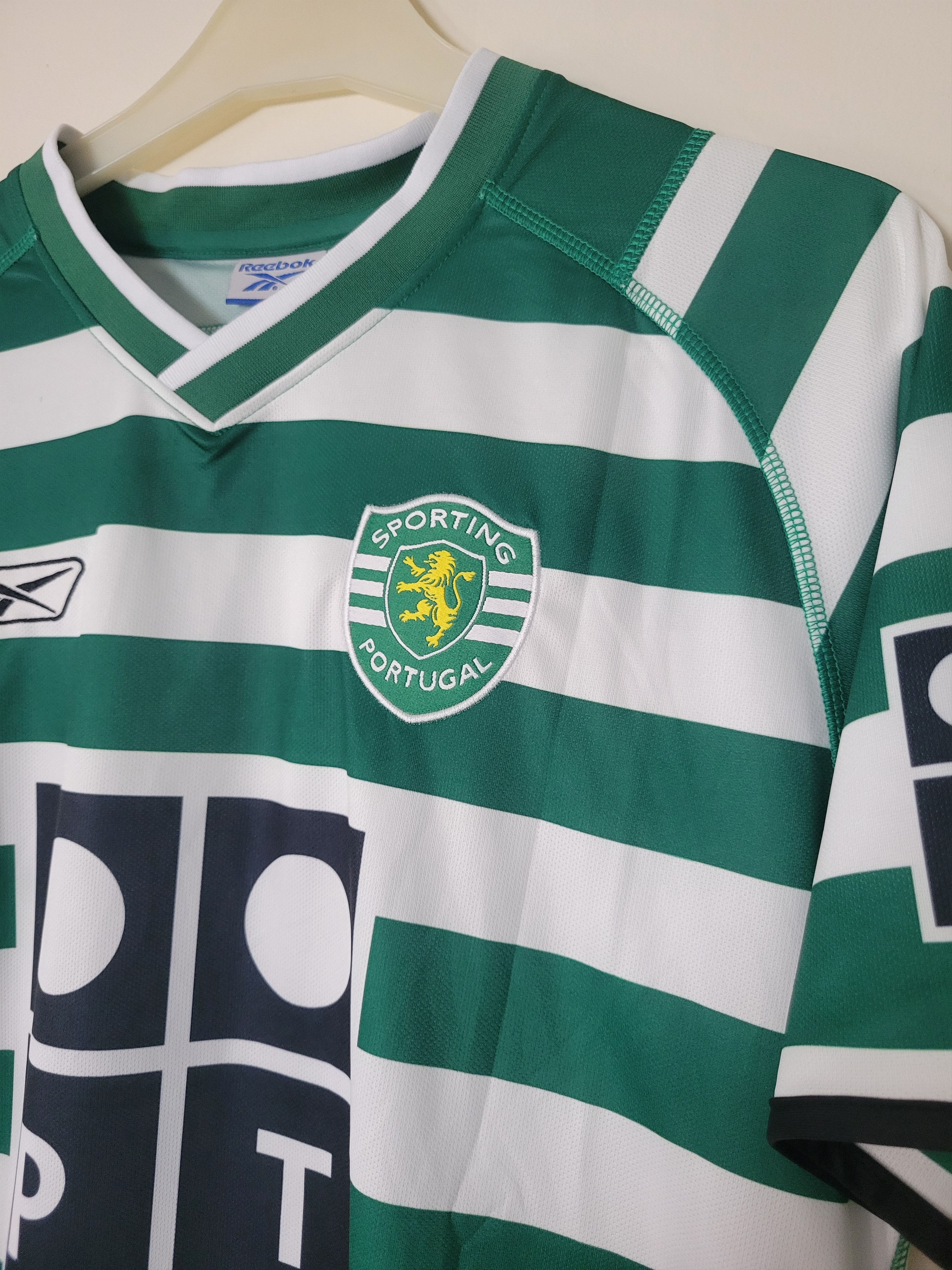 Other C.Ronaldo Sporting Lissabon 28 Fußball Trikot Jersey retro Size US L / EU 52-54 / 3 - 4 Thumbnail