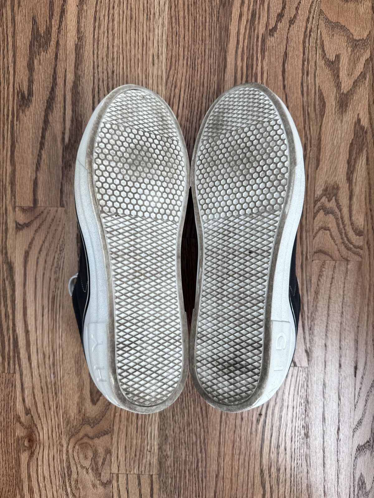 Givenchy Givenchy George V Low Sneaker Size US 12 / EU 45 - 9 Thumbnail