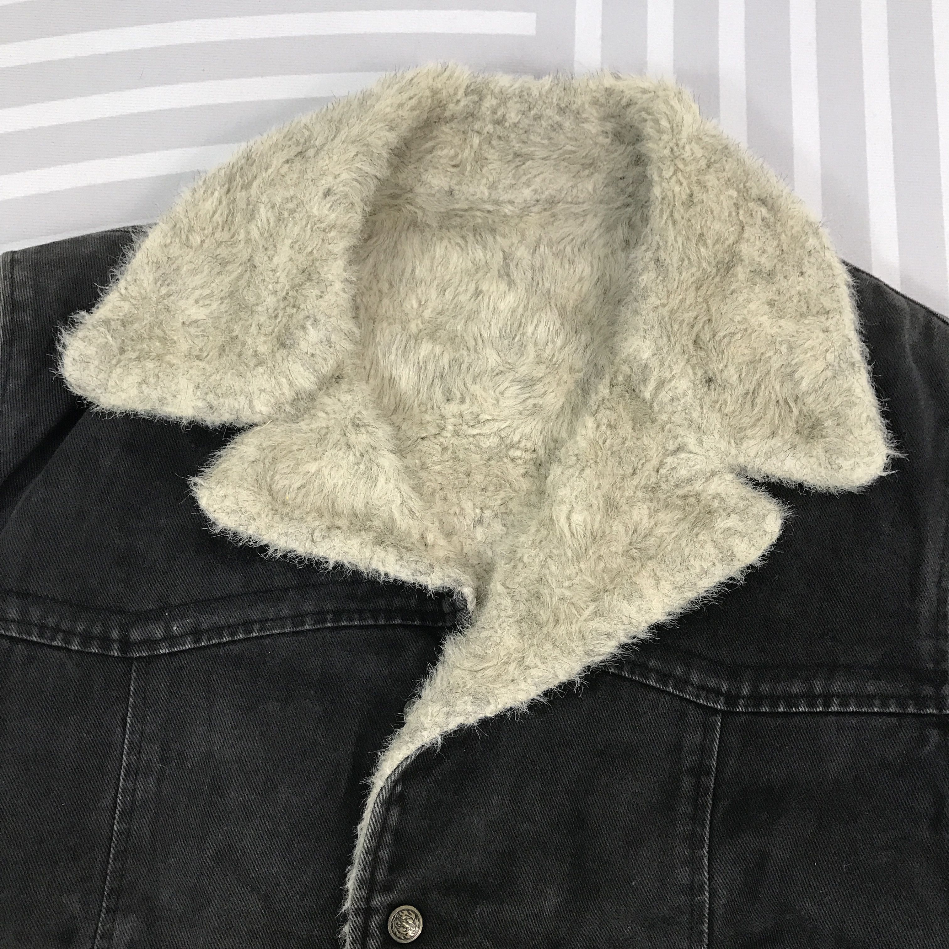 BIGI × Vintage Vintage Men's Bigi Fur snap button Jacket Size US L / EU 52-54 / 3 - 8 Thumbnail