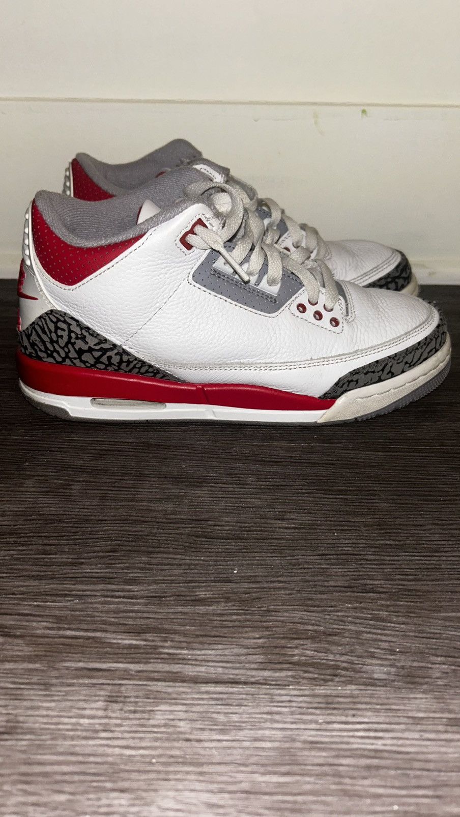 Jordan Brand Air Jordan 3 Retro “Fire Red” Size US 7 / EU 40 - 3 Thumbnail