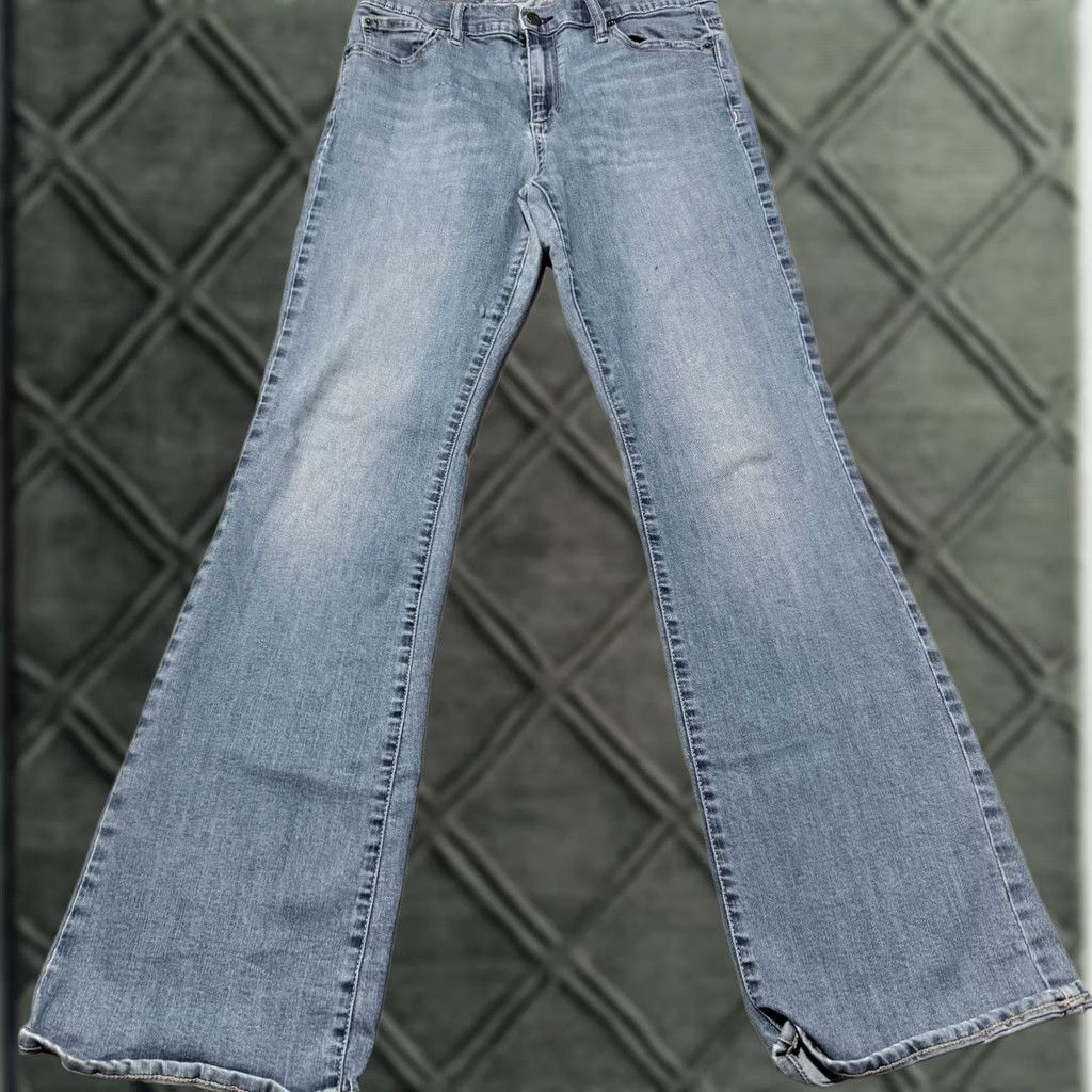 Gap Gap Jeans Women's Bootcut Light Blue 31 Regular Mid Rise 5-Pocket Denim - 31 Jeans Size 24" / US 00 / IT 34 - 1 Thumbnail