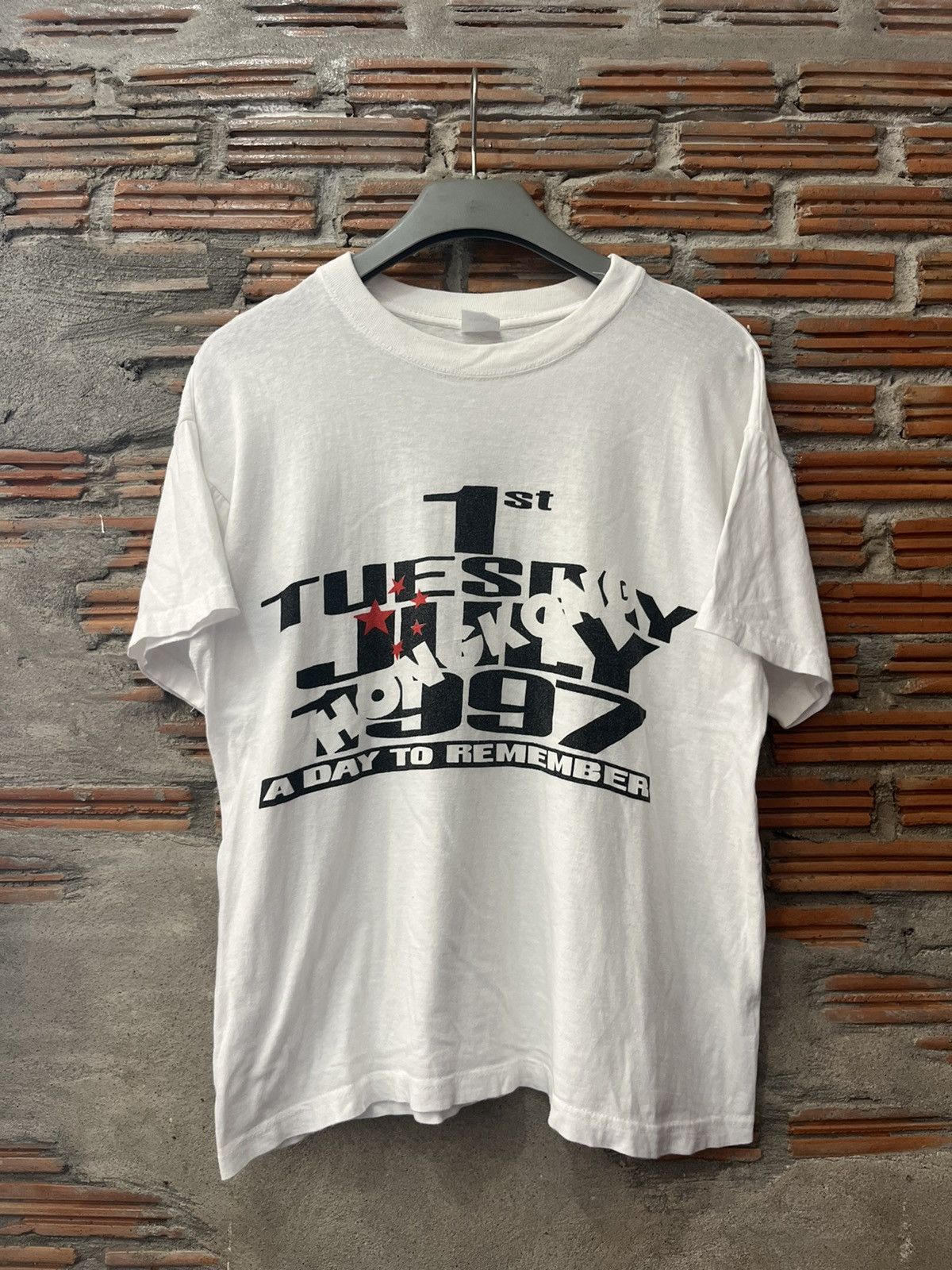 Band Tees Vintage A DAY TO REMEMBER Hong Kong 1997’s Tour Tshirt Size US M / EU 48-50 / 2 - 2 Thumbnail