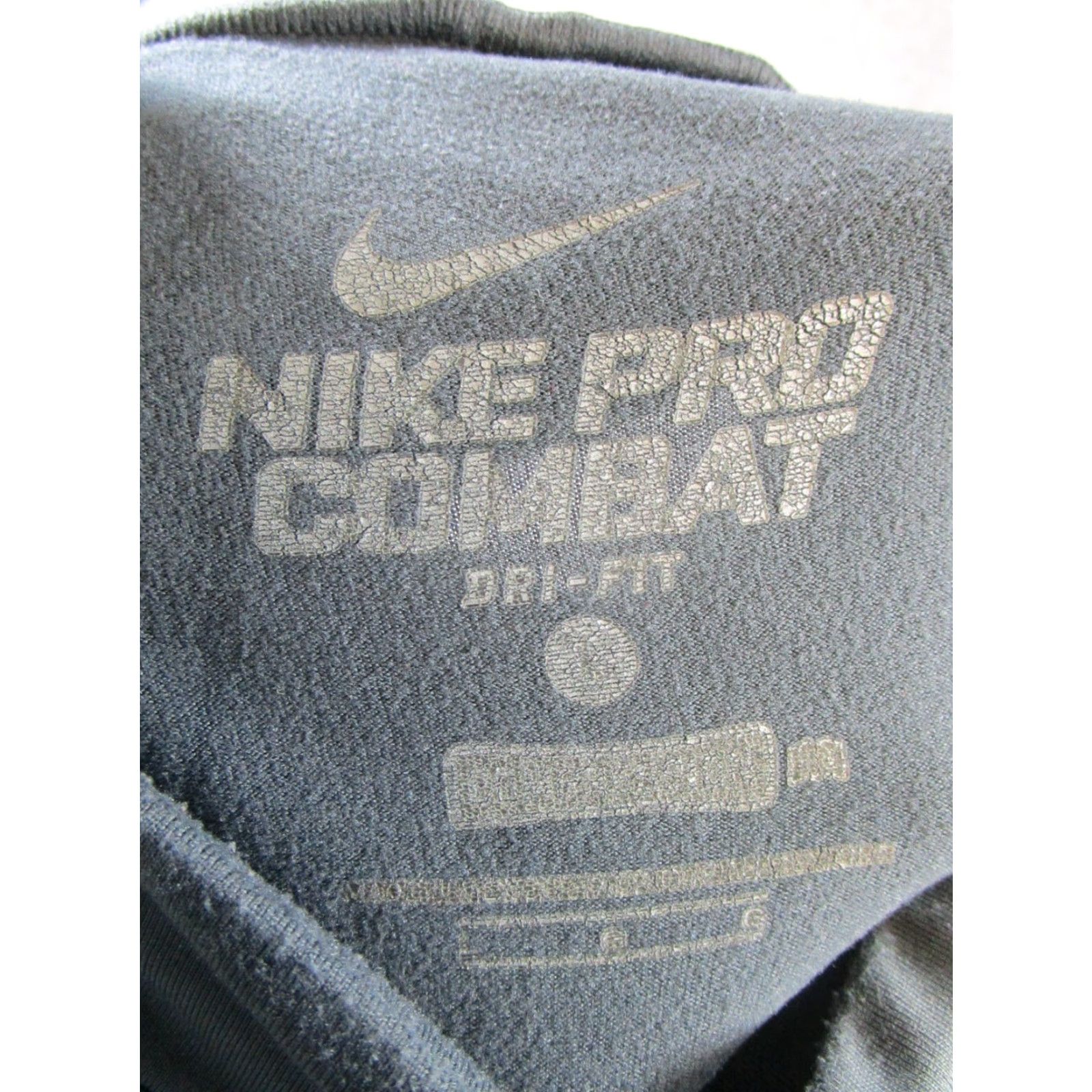 Nike Nike Pro Combat Shirt Men Large Gray Pullover Mock Neck Dri-Fit Cross Training Gym Running Mens Size US L / EU 52-54 / 3 - 5 Thumbnail