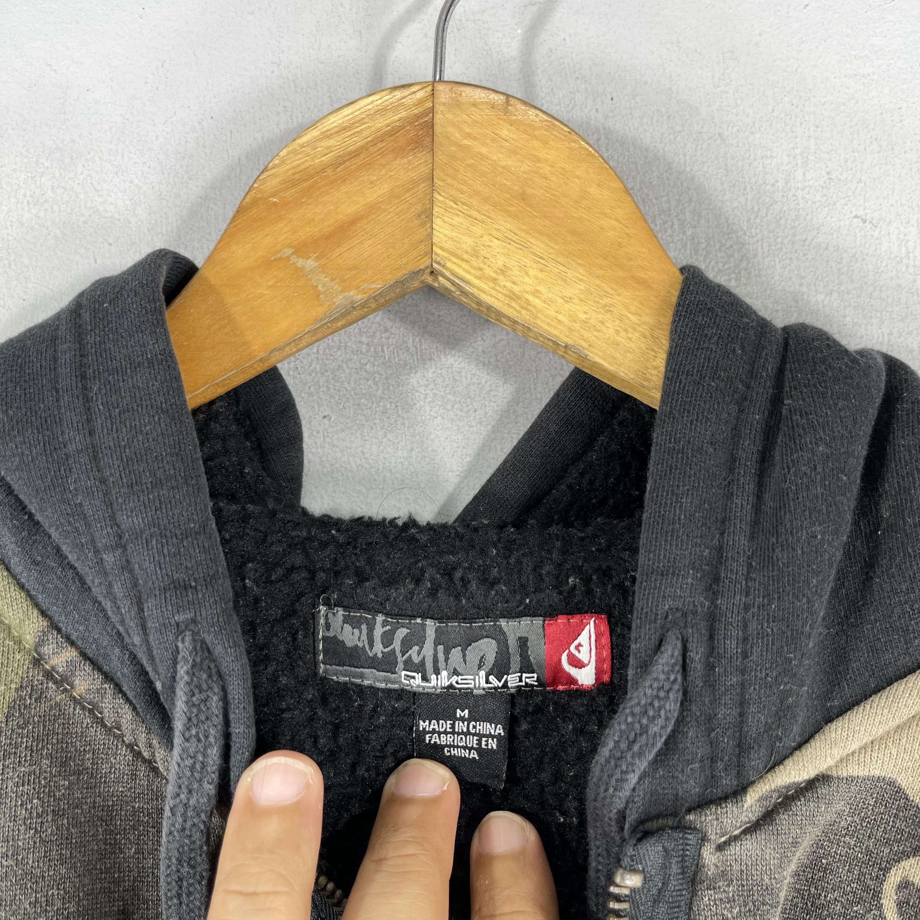 Japanese Brand × Quiksilver × Vintage Vintage QUIKSILVER Camouflage Pattern Zipper Hoodie Size US M / EU 48-50 / 2 - 7 Thumbnail