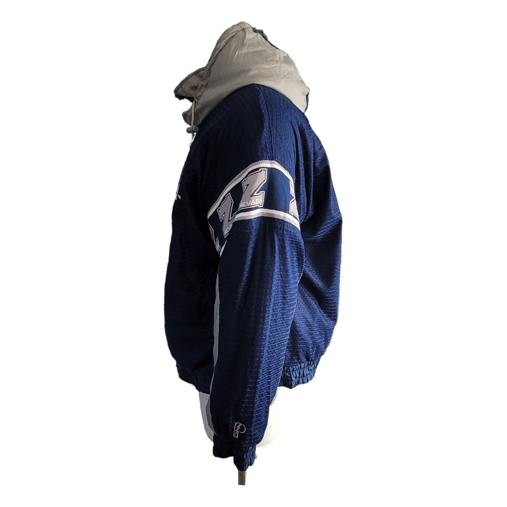 Pro Player Pro Player NFL Wolf Pack Nevada Reversible Jacket XXL Jacket Men Navy Grey Wolf Pack 90s Event Stadium NFL Jerseys NFL 2XL} Size US XXL / EU 58 / 5 - 7 Thumbnail