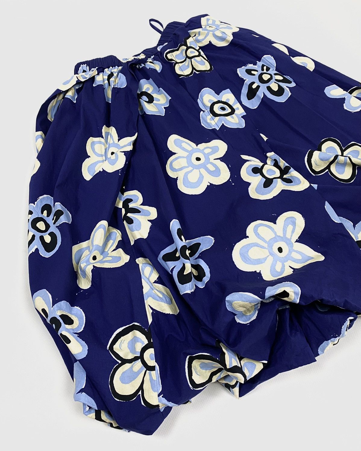 Marni × Uniqlo Marni Uniqlo Balloon Shape Flower Print Skirt Blue Size 27" / US 4 / IT 40 - 11 Thumbnail