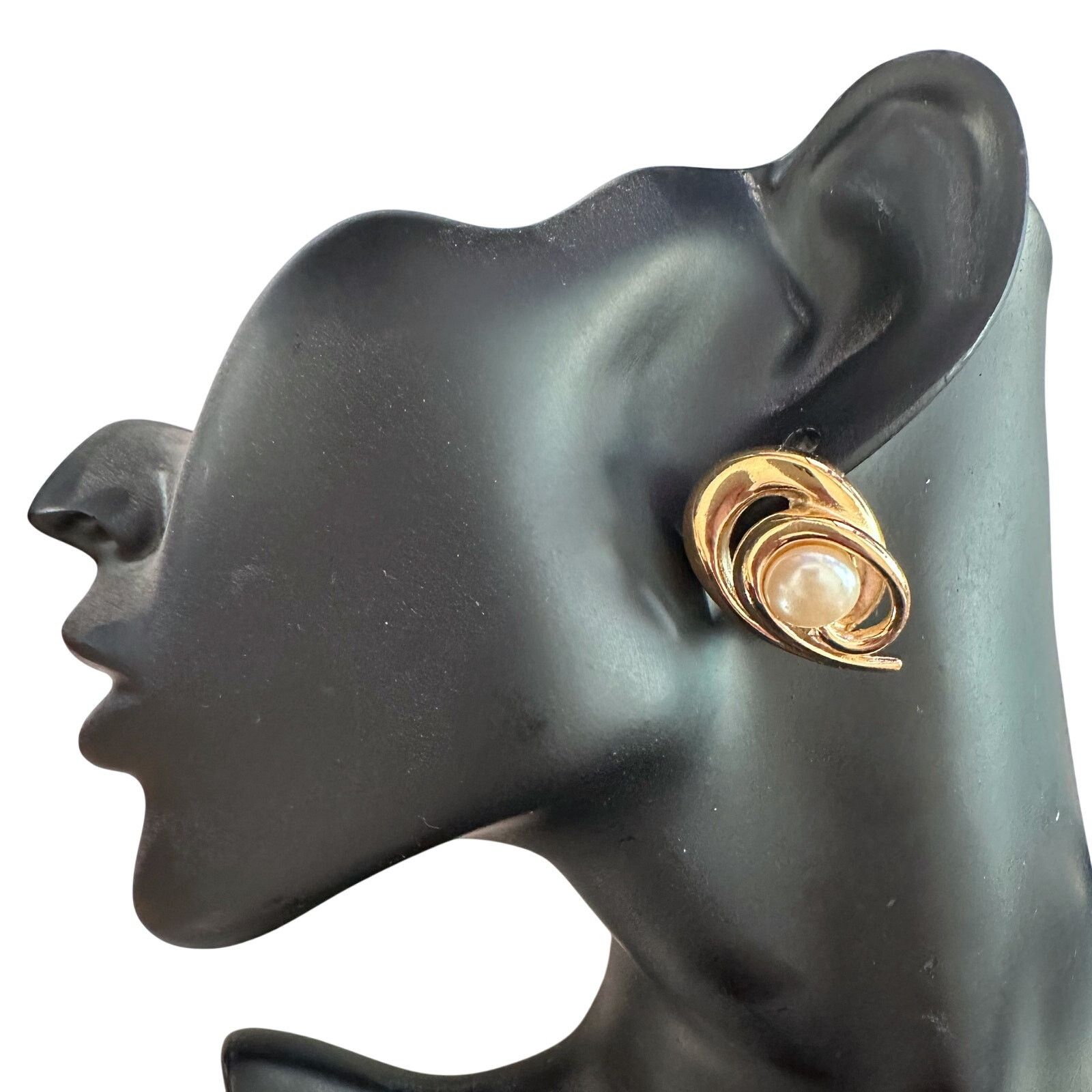 Givenchy Givenchy Clip on Earrings Size ONE SIZE - 2 Thumbnail