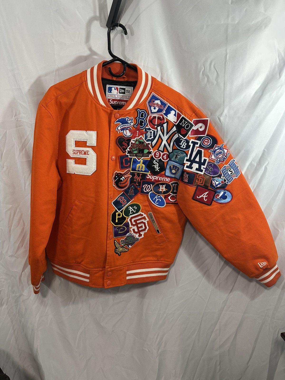 MLB × New Era × Supreme Supreme X NEW ERA X MLB Size US M / EU 48-50 / 2 - 1 Thumbnail