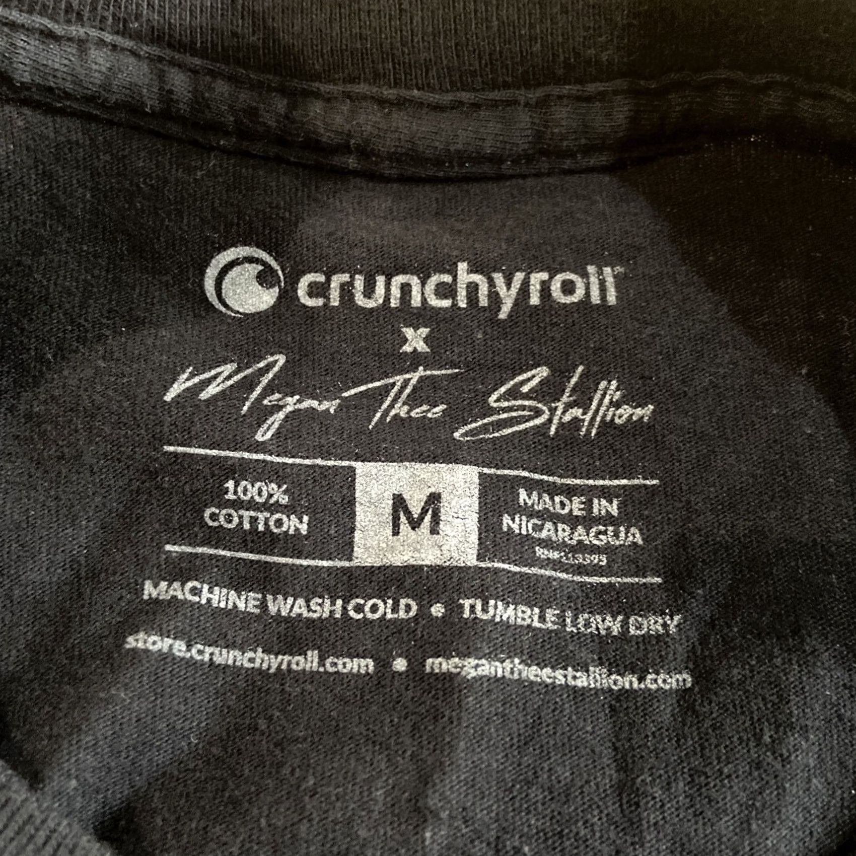 Vintage Megan Thee Stallion Crunchyroll Long Sleeve Hoodie T-Shirt Black M Unisex Adults Anime Caped? Size US M / EU 48-50 / 2 - 4 Thumbnail