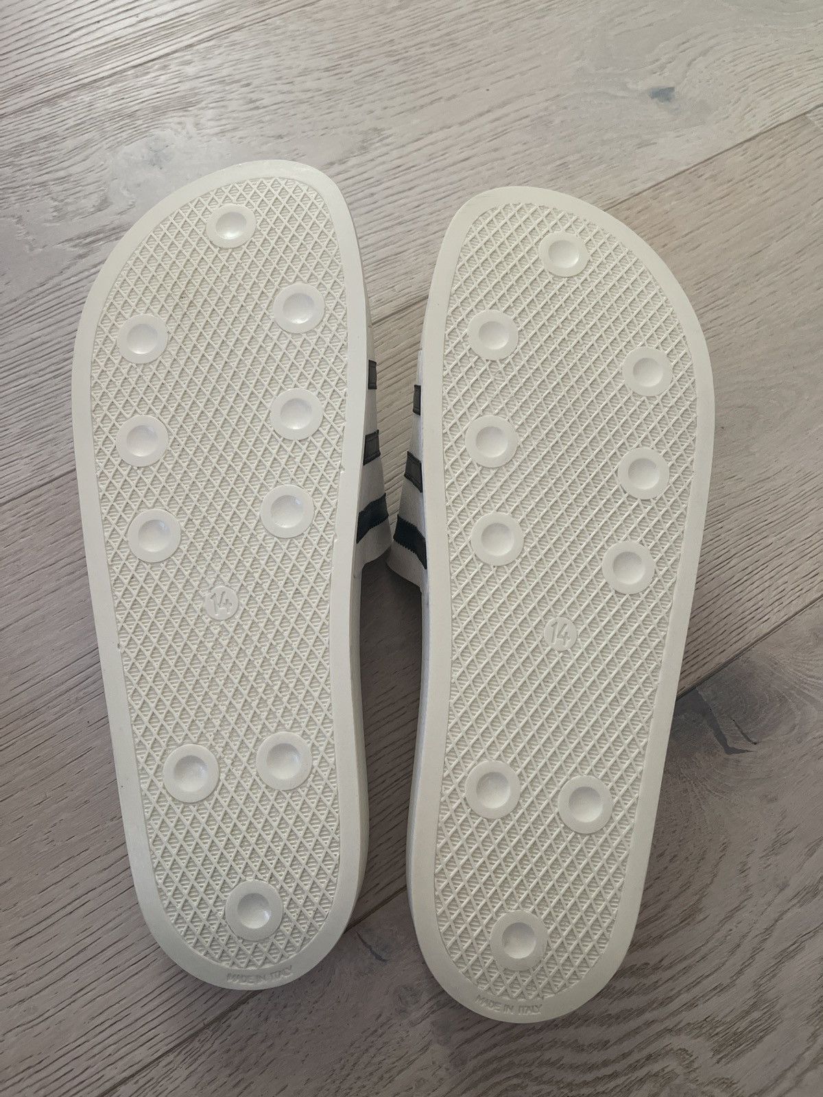 Adidas × Fear of God Size 14 Fear of God x Adidas Slides Size US 14 / EU 47 - 8 Thumbnail