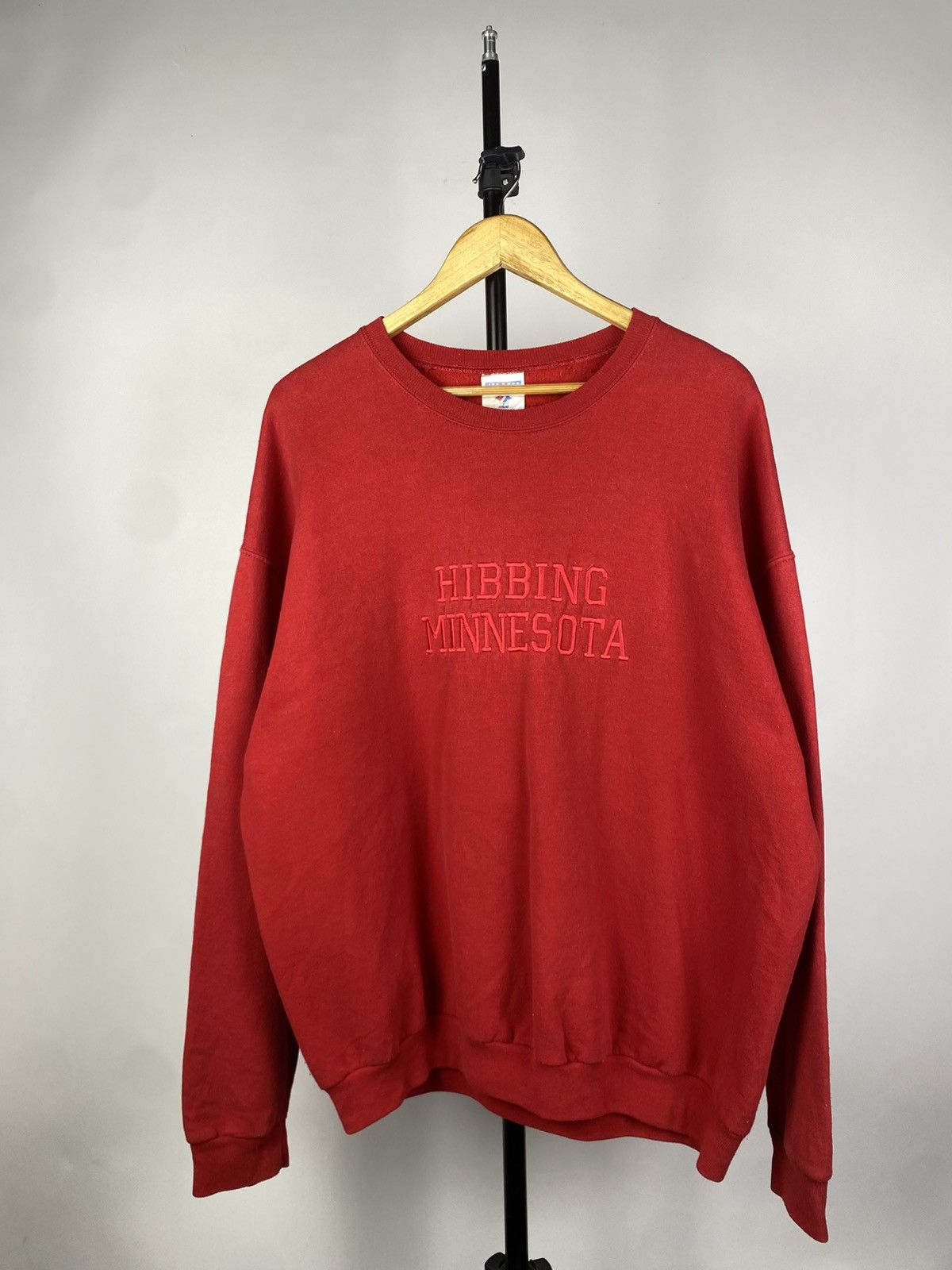 Vintage Vintage 90s Hibbing Minnesota City Made in USA Sweatshirt Size US L / EU 52-54 / 3 - 1 Thumbnail