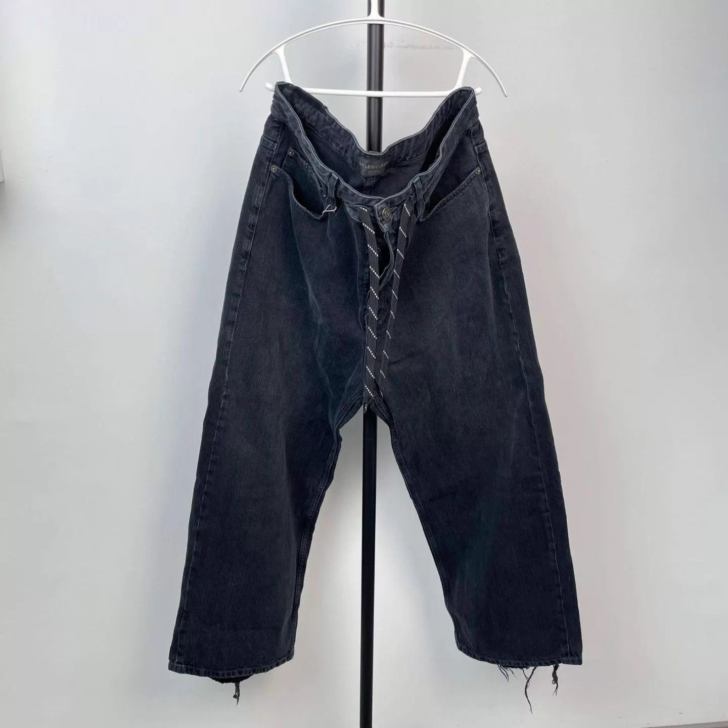 Balenciaga Balenciaga 24S Baggy Black Drawstring Distressed Jeans XXS Size US 26 / EU 42 - 1 Thumbnail