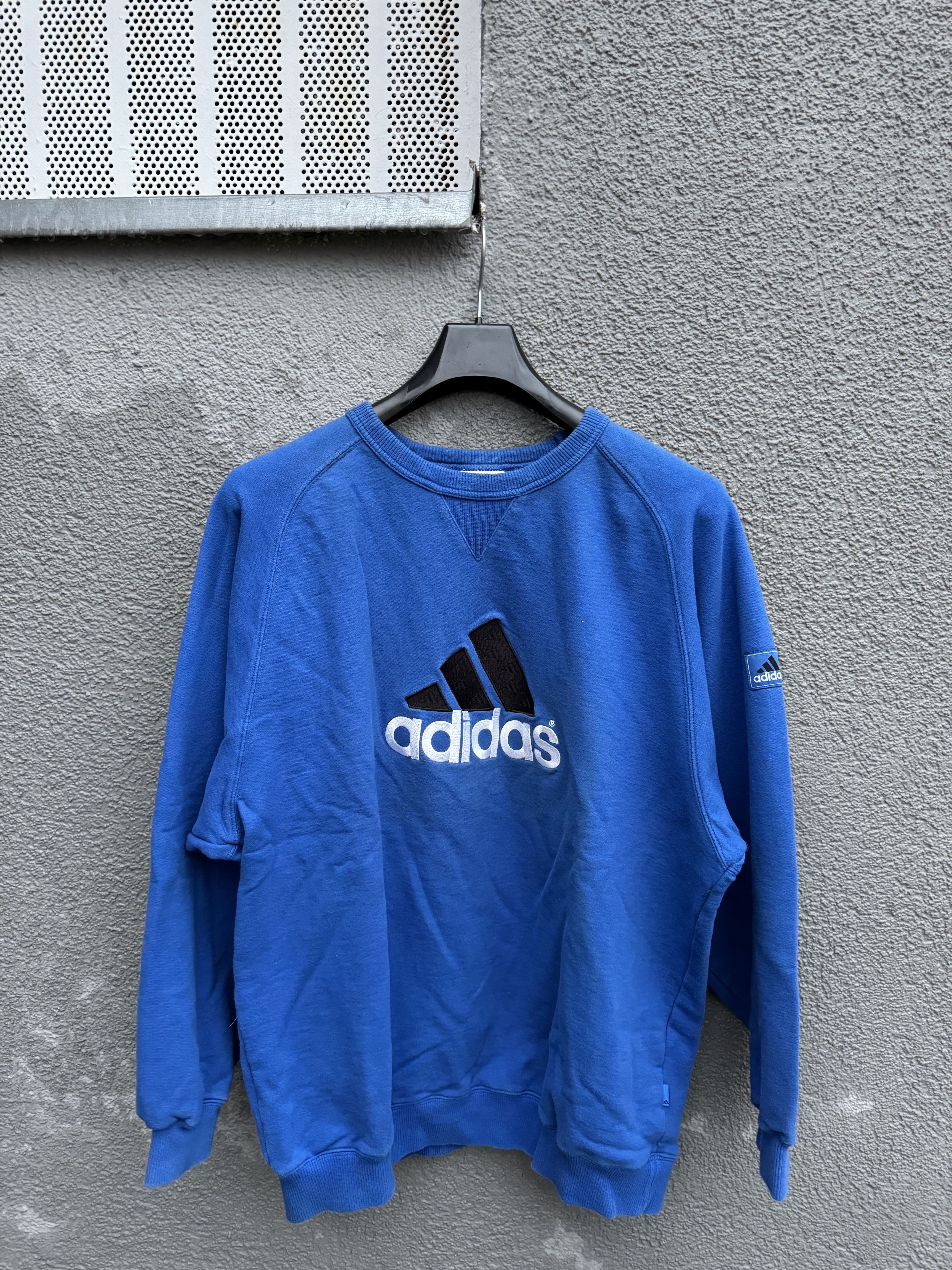 Adidas × Vintage Vintage Adidas Sweatshirt Big Logo Size US L / EU 52-54 / 3 - 1 Thumbnail