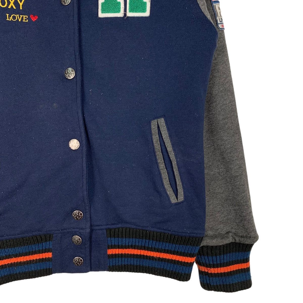 Japanese Brand California ROXY Surf Team Big Logo Varsity #0906-C40 Size US L / EU 52-54 / 3 - 4 Thumbnail