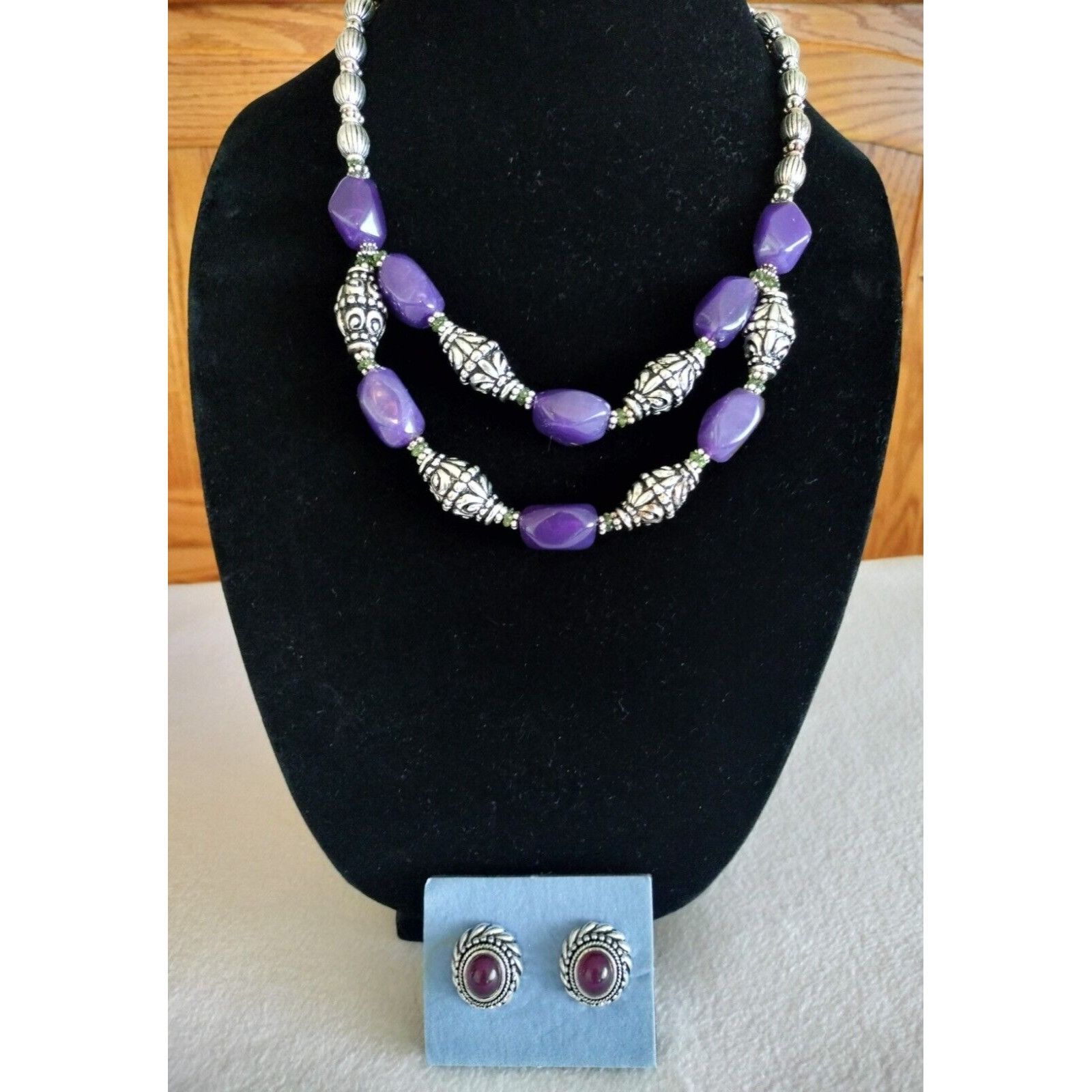 Vintage Avon Vintage Necklace Earrings Set Bold Amethyst Button Silv Size ONE SIZE - 12 Thumbnail