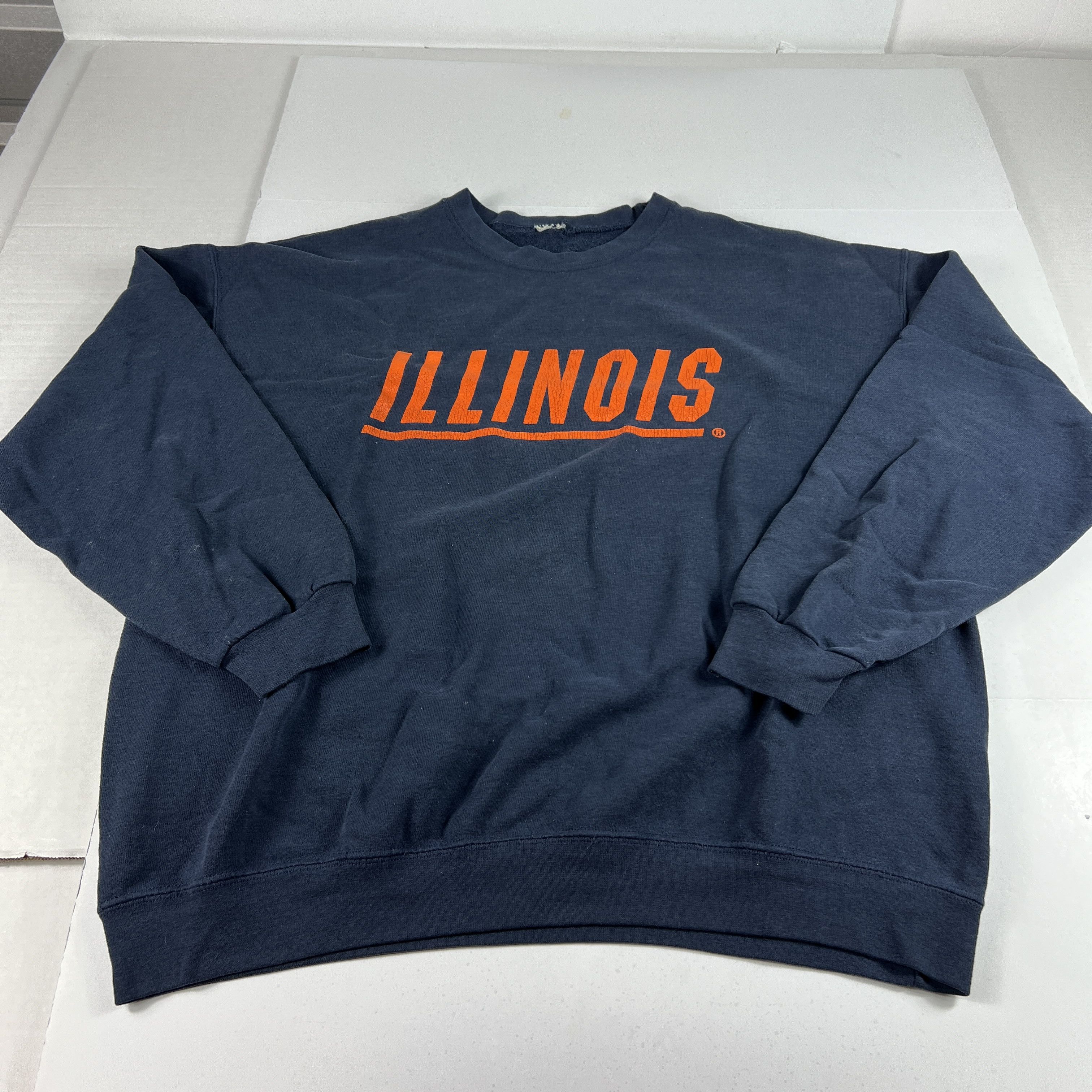 NCAA × Vintage VTG Illinois Fighting Illini Sweatshirt Blue Faded Crewneck Size US XL / EU 56 / 4 - 1 Thumbnail