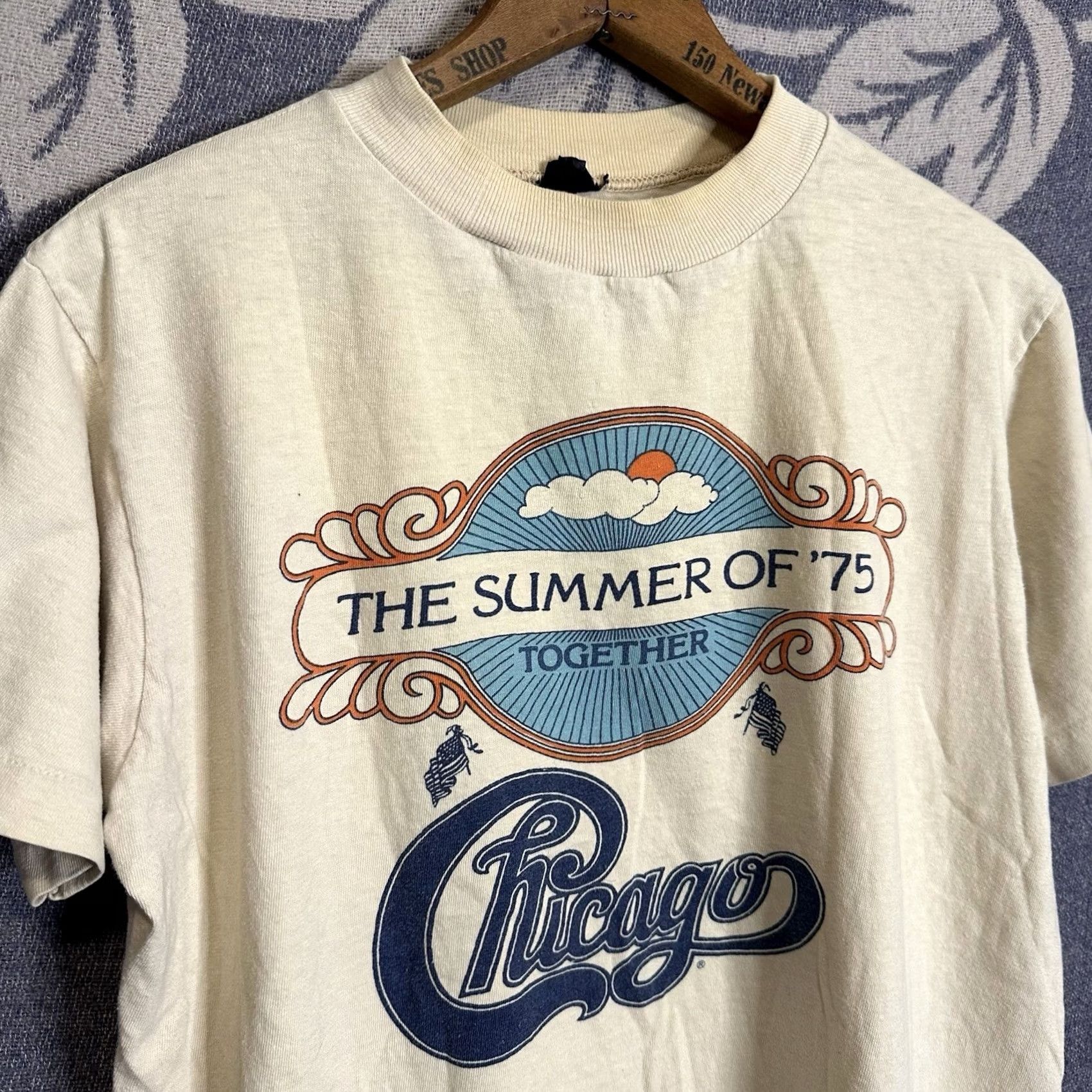 Vintage VINTAGE Beach Boys Chicago Band Shirt Summer Of 1975 Adult Med Beige BVD Size US M / EU 48-50 / 2 - 2 Thumbnail