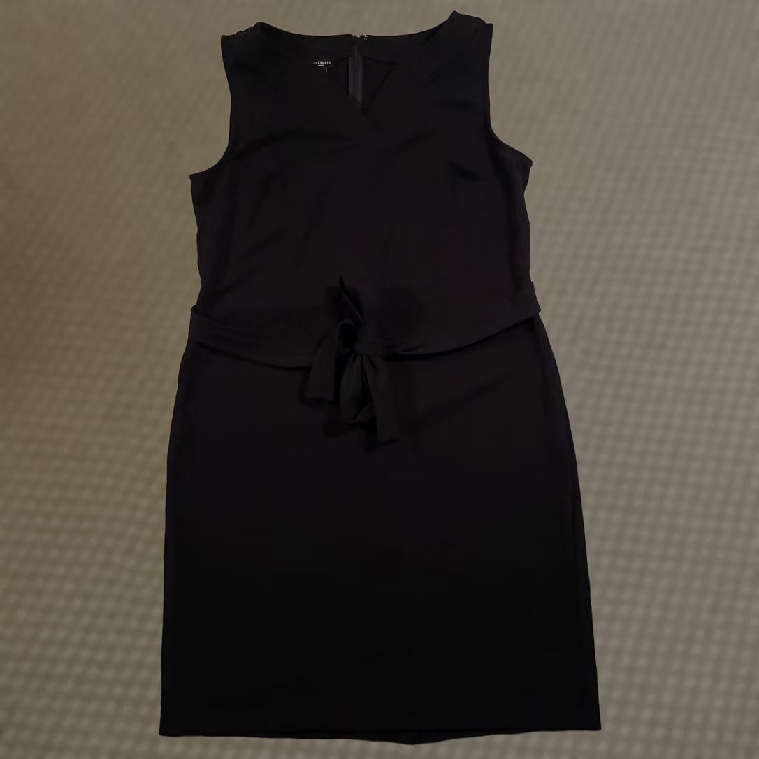 Talbots Talbots Dress Women 12P Petite Black Sleeveless V-Neck Belted Knee Length Dress Size XL / US 12-14 / IT 48-50 - 1 Thumbnail