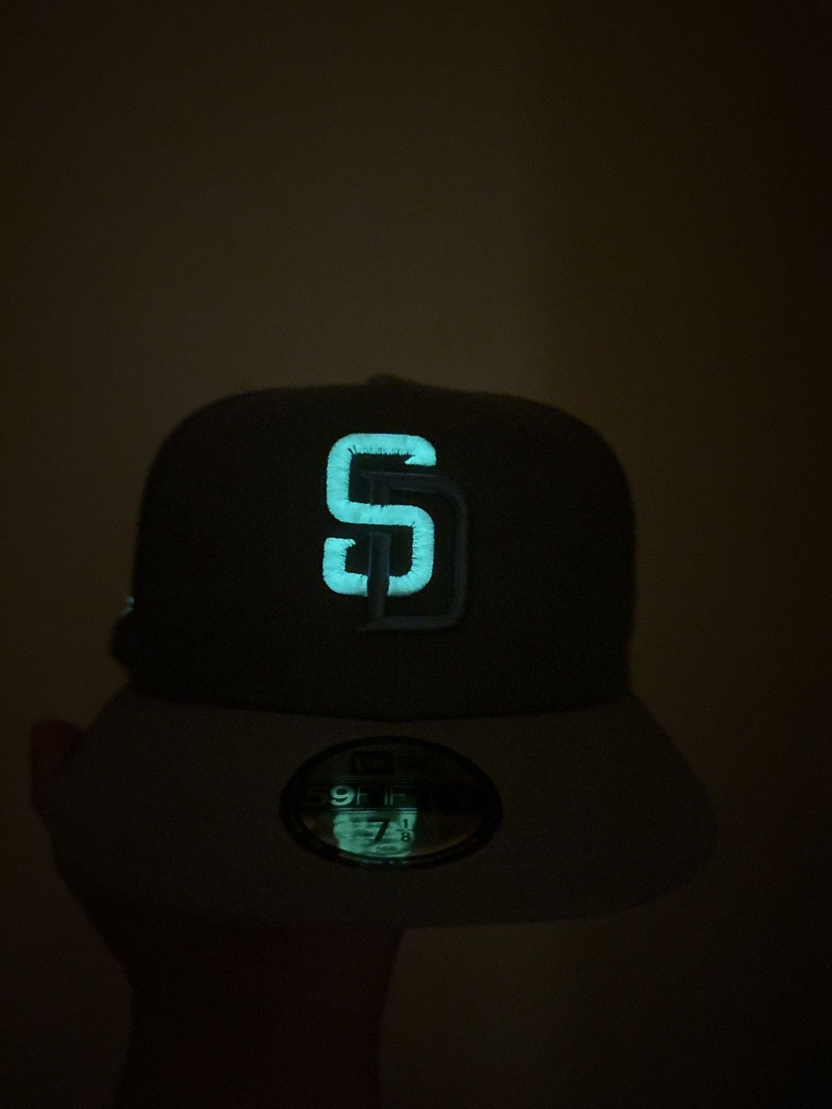 Hat Club × New Era 71/8 Hatclub Glow in the Dark San Diego Fitted Hat Size ONE SIZE - 1 Thumbnail