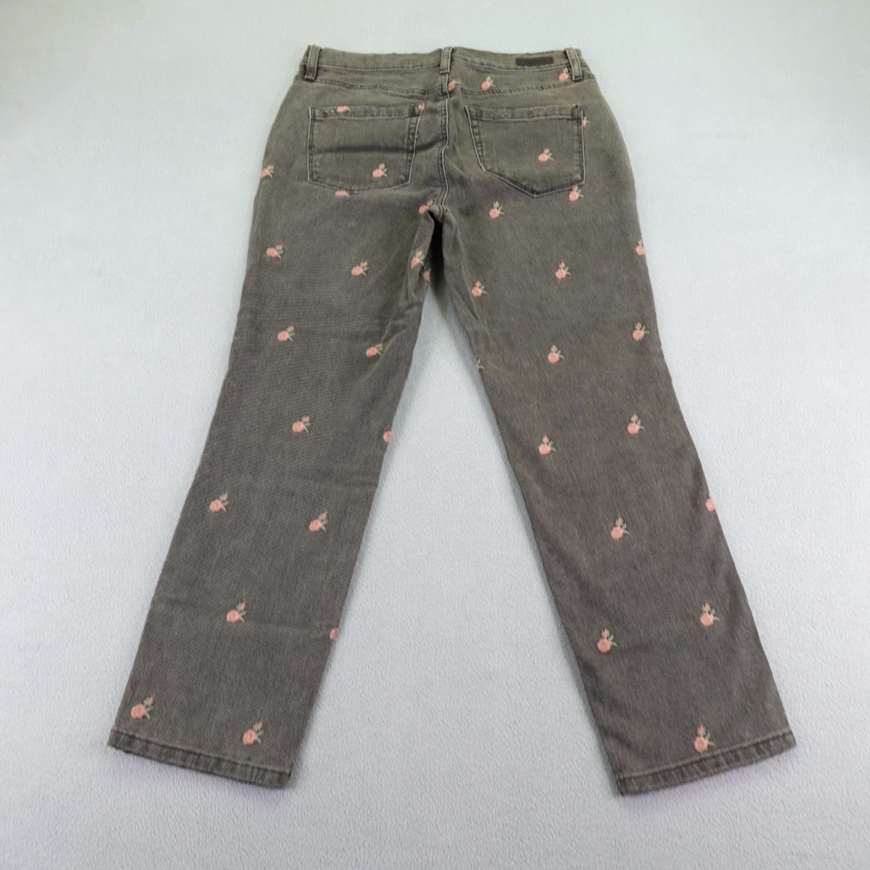 Vintage VINTAGE BlankNYC Women's Cropped Jeans 28 Gray Denim High Rise All Over Flower Pattern Size 30" / US 8 / IT 44 - 4 Thumbnail