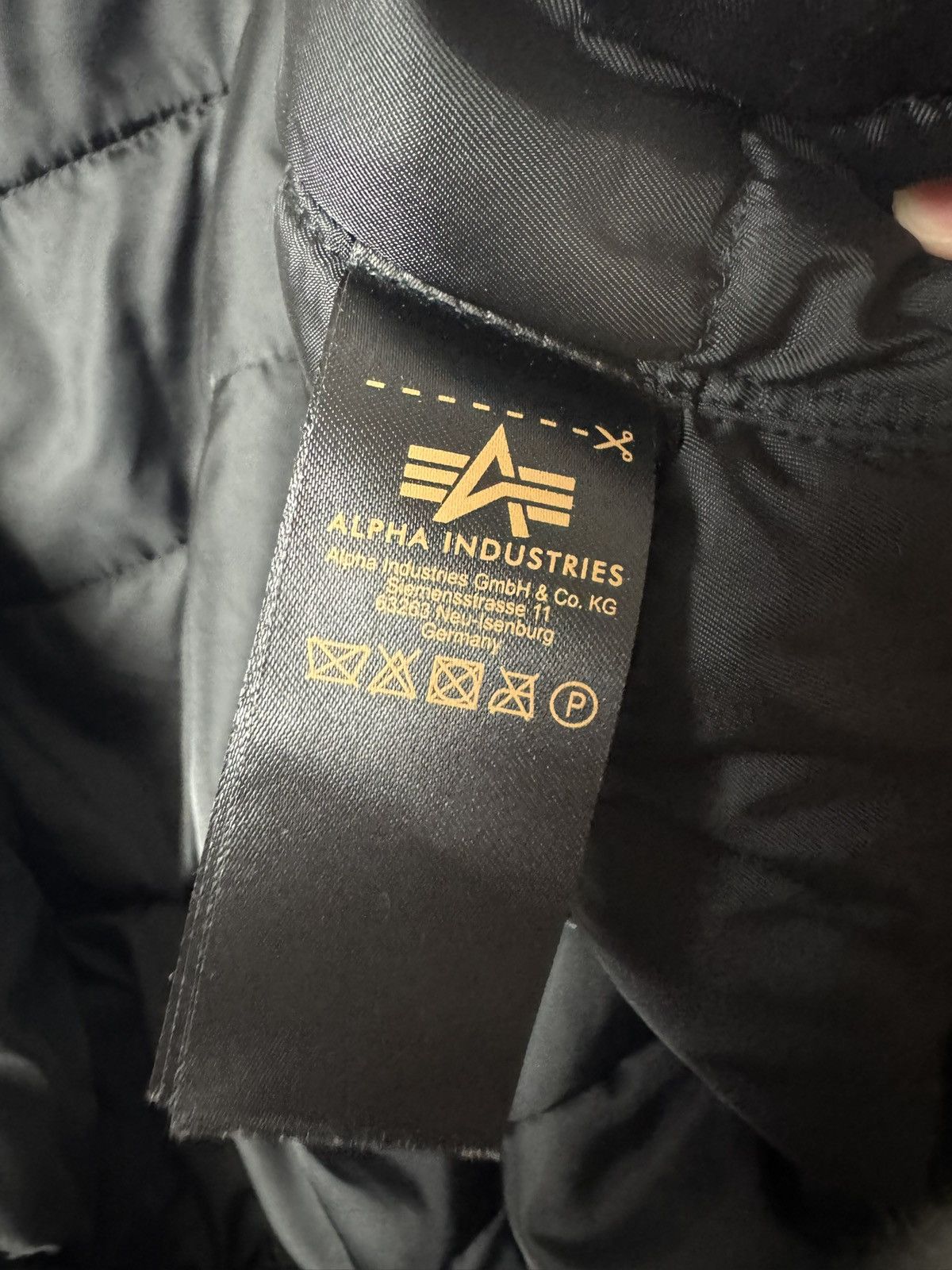 Alpha Industries Alpha Industries Hooded MA-1 Bomber Jacket Black Logo Back Size US S / EU 44-46 / 1 - 11 Thumbnail