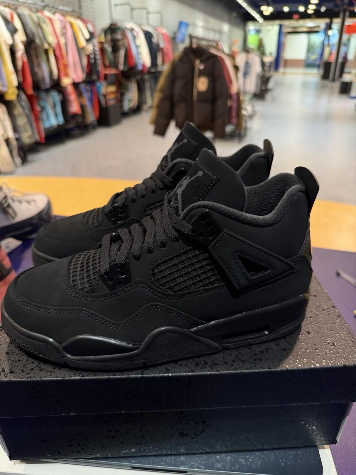 Jordan Brand Air Jordan (GS) 4 Retro "BLACK CAT" 2025 - Size 6.5Y Size US 6.5 / EU 39-40 - 5 Thumbnail