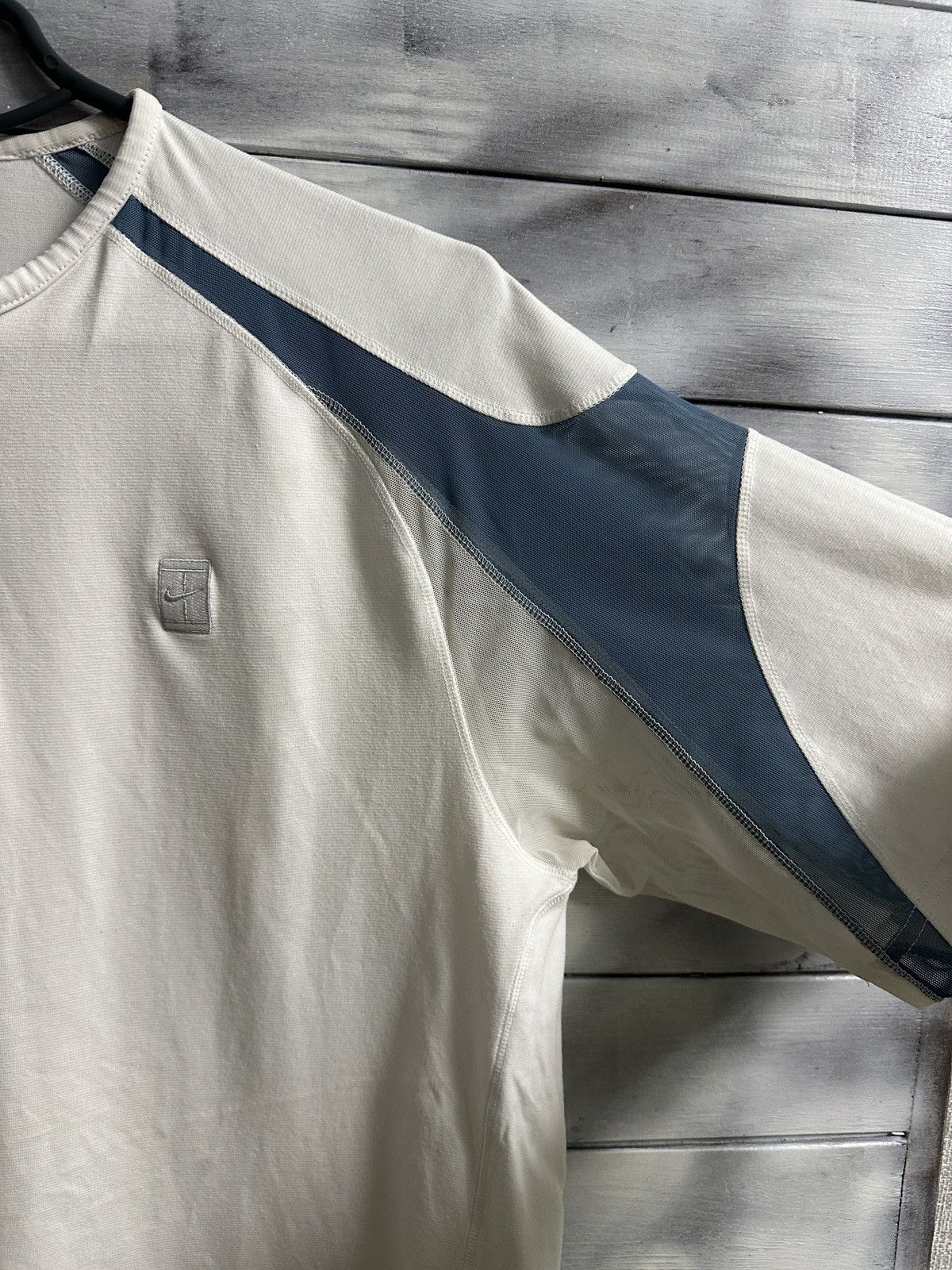 Nike Rare Vintage T-Shirt Nike Court Small Logo Swoosh Y2K Size US S / EU 44-46 / 1 - 4 Thumbnail